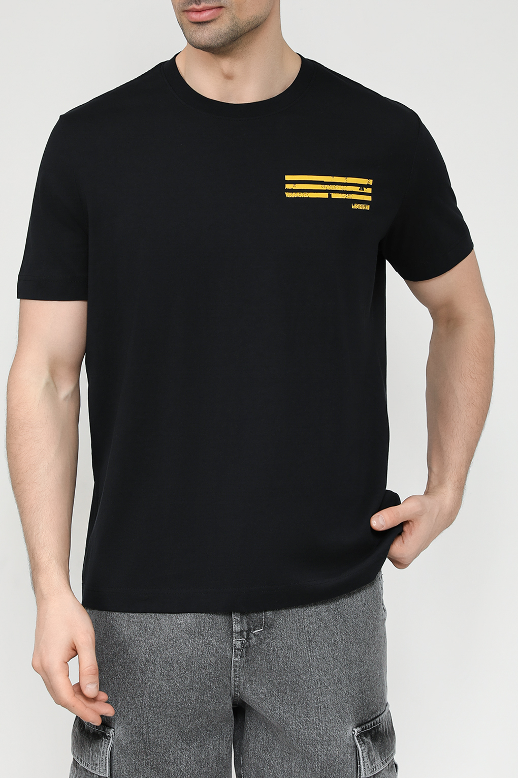

Футболка мужская Esprit Casual 034EE2K321 черная S, Черный, 034EE2K321