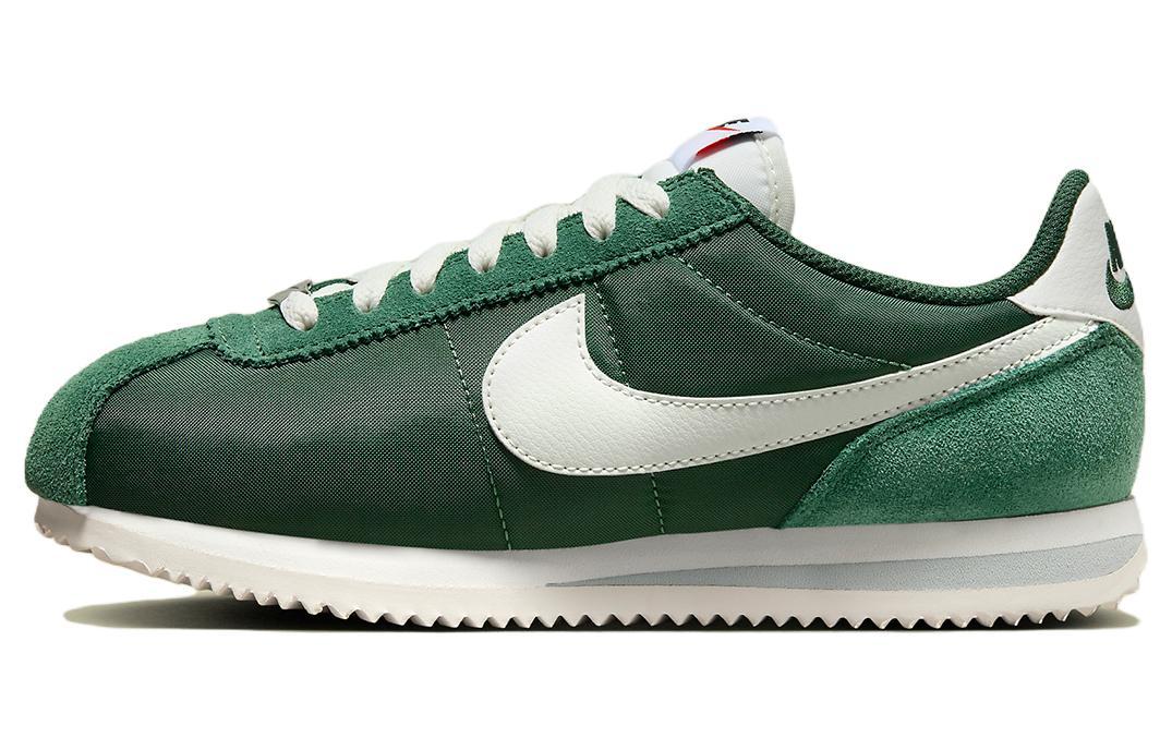 

Кроссовки унисекс Nike Cortez зеленые 40.5 EU, Зеленый, Cortez