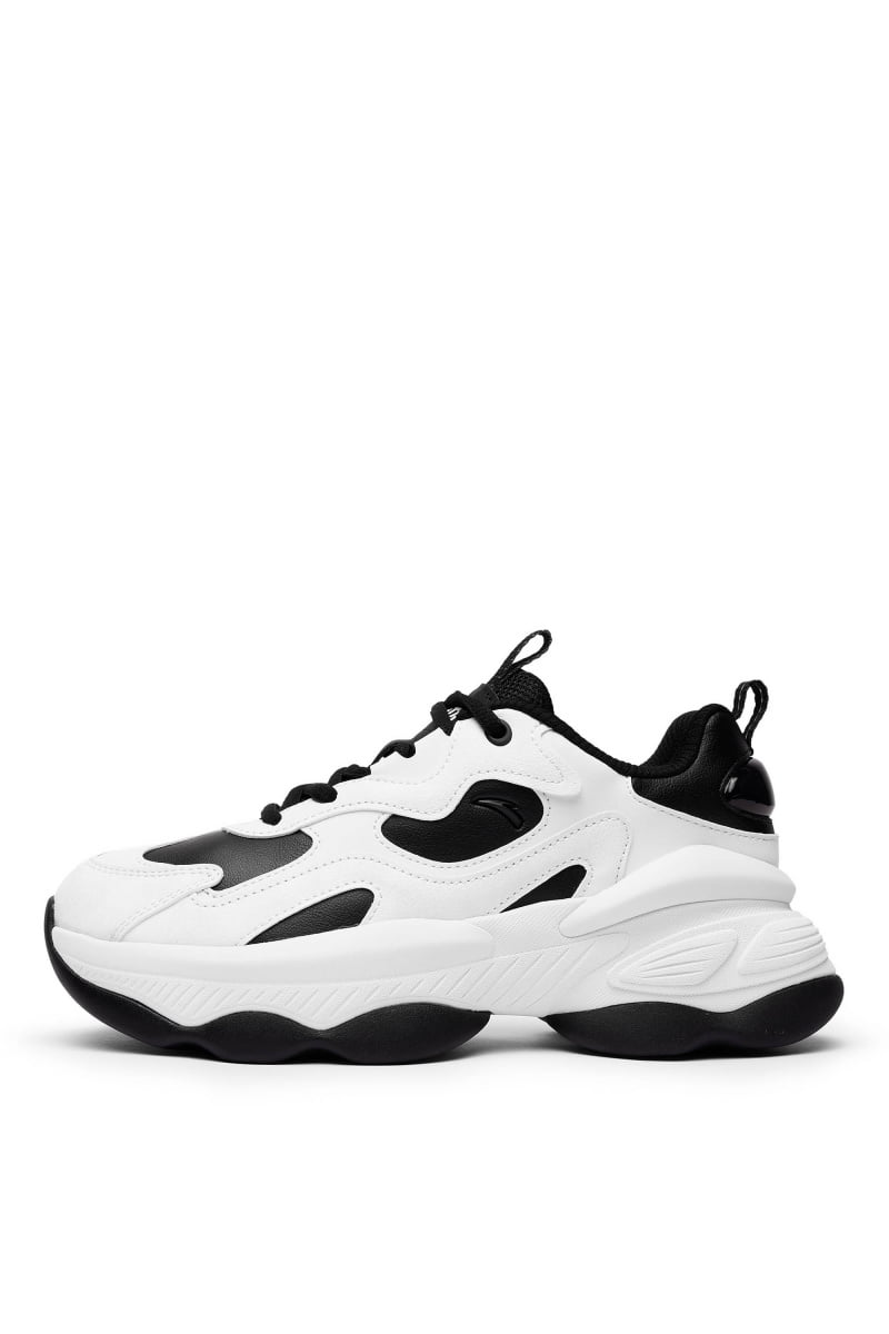 

Спортивные кроссовки женские Anta 822418885 WOMEN EXCLUSIVE Nut белые 5.5 US, Белый, 822418885