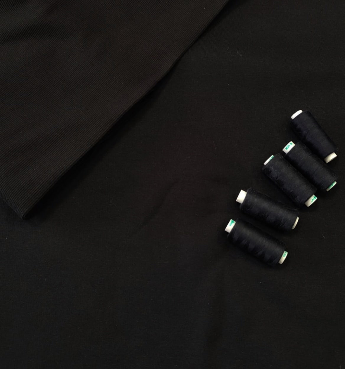 фото Ткань для шитья футер 3х нитка,ткани хлопок трикотаж, начес, пенье, 1,8м.+кашкорсе 0,3м.+
