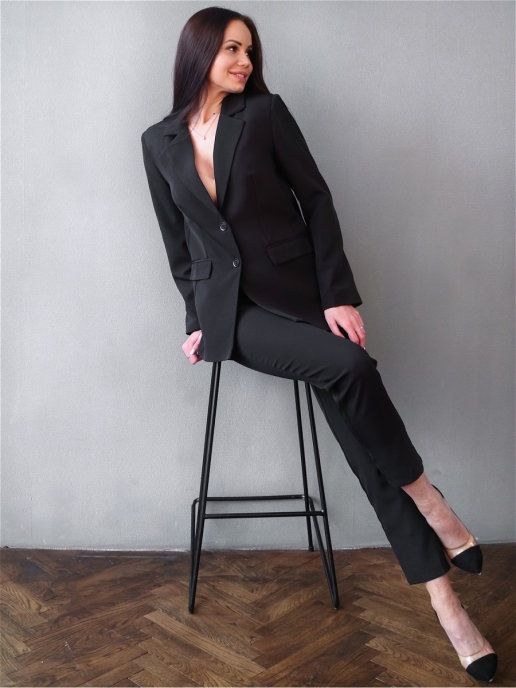 

Костюм женский DAZZLE STYLE Эстель черный 48 RU, Эстель