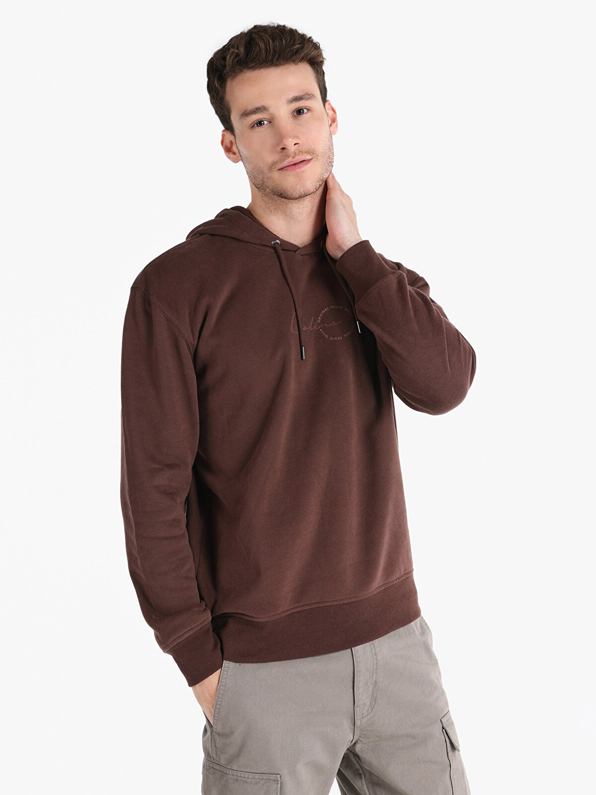 

Худи мужское COLIN'S CL1065824 коричневое M, Коричневый, CL1065824
