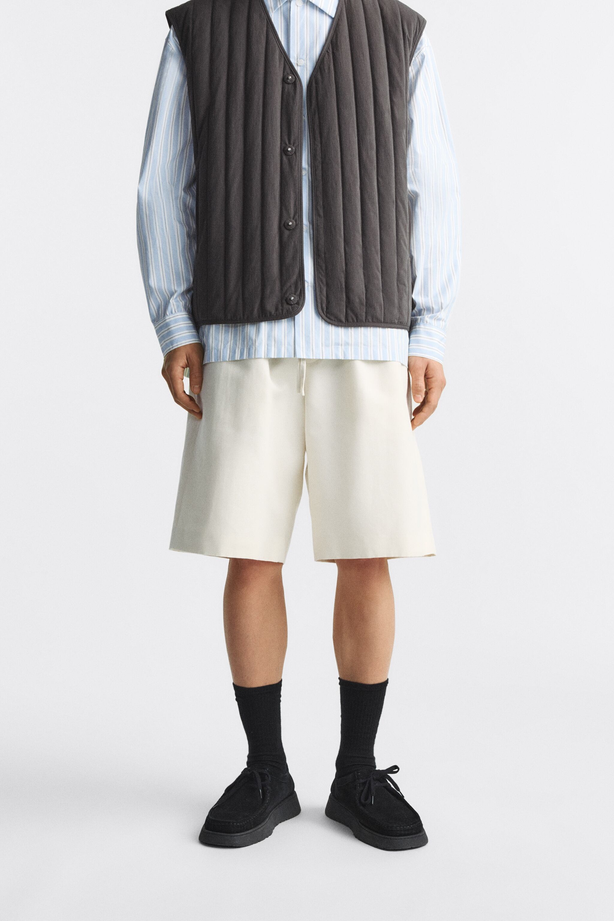 

Шорты мужские ZARA 04361689 бежевые M (доставка из-за рубежа), Бежевый, 04361689