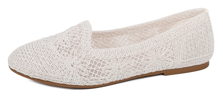 

Слиперы женские T.Taccardi 225253 белые 38 RU, Белый, 225253