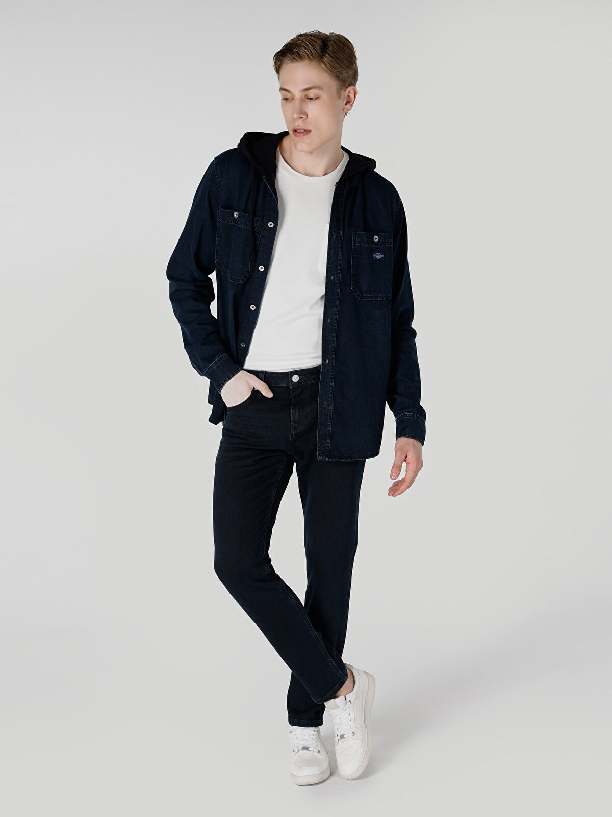 

Джинсы мужские Colin's CL1066539_Q1.V1 голубые 34/32, Синий, CL1066539_Q1.V1