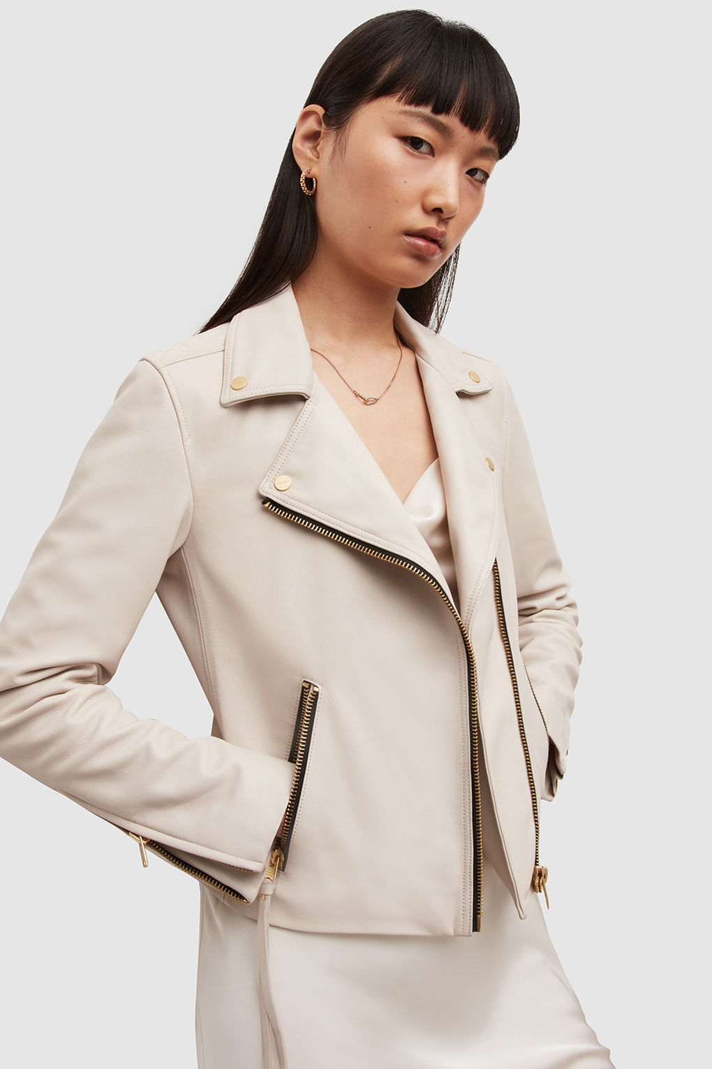 

Кожаная куртка женская Allsaints WL018N белая 10, WL018N