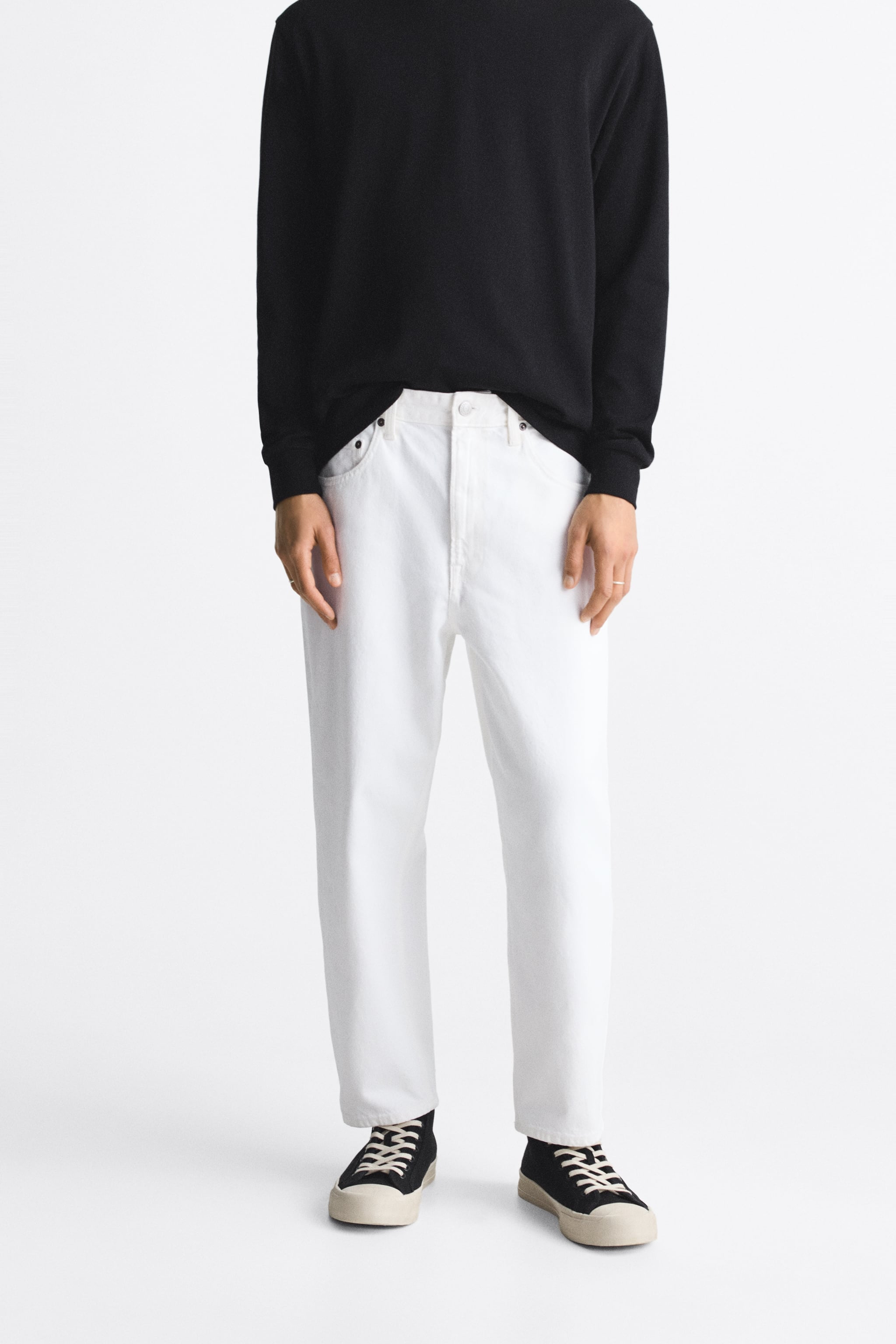 

Джинсы мужские ZARA 08727405 белые 36 RU (доставка из-за рубежа), Белый, 08727405