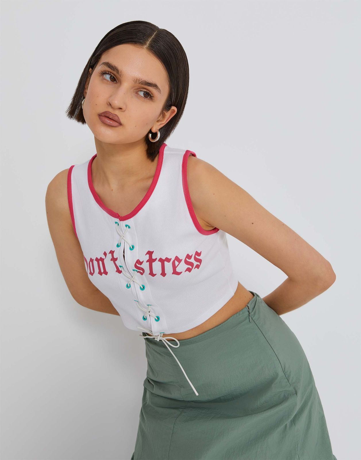 

Майка для девочки Gloria Jeans GTN003950 белый/розовый 10-12л/152, GTN003950