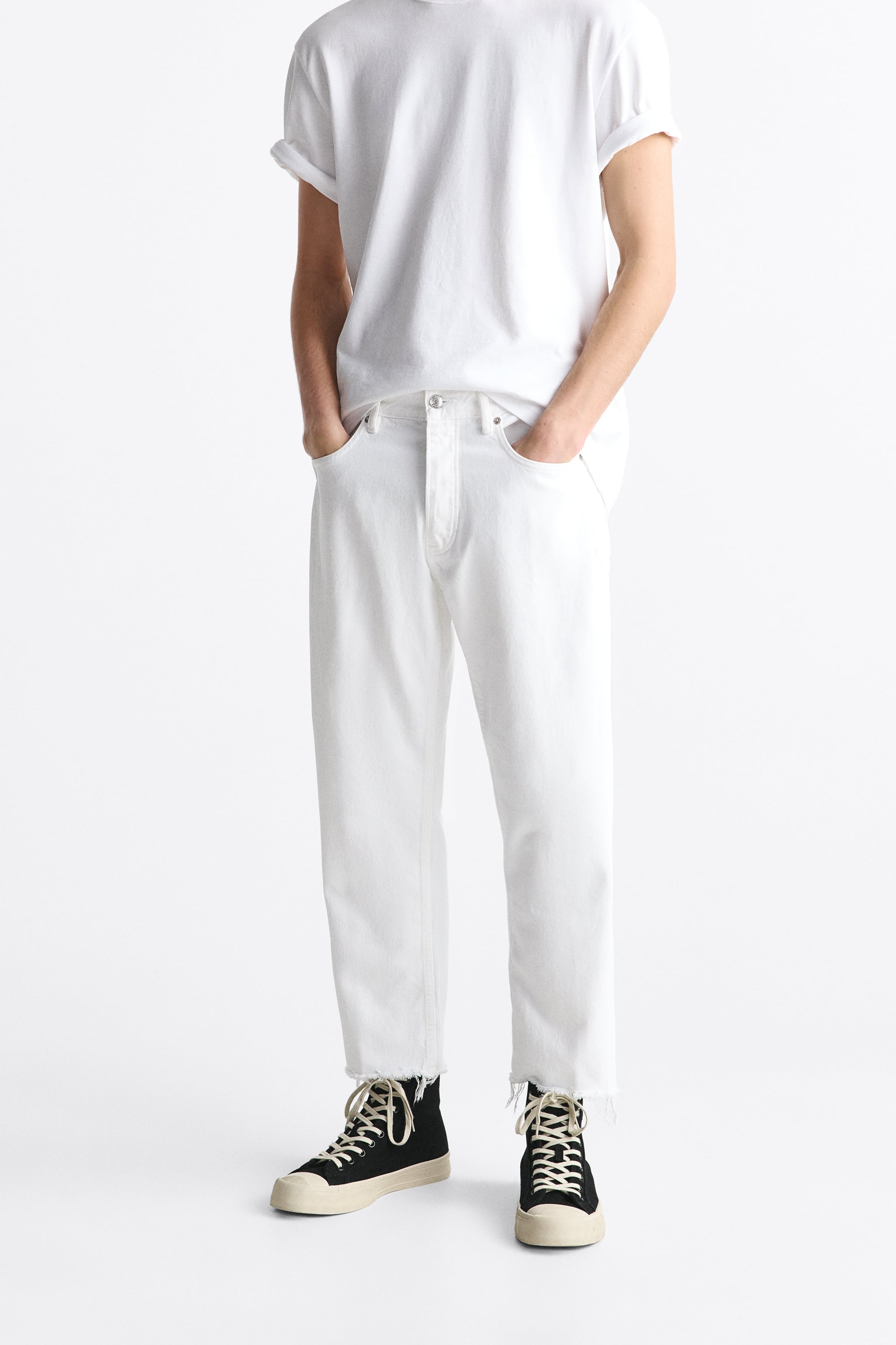 

Джинсы мужские ZARA 08062404 белые 38 RU (доставка из-за рубежа), 08062404