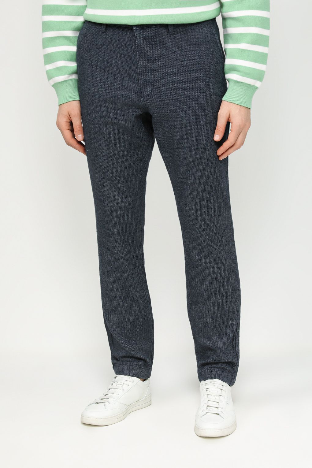 

Брюки мужские Esprit Casual 113EE2B328 серые 31/32, Серый, 113EE2B328