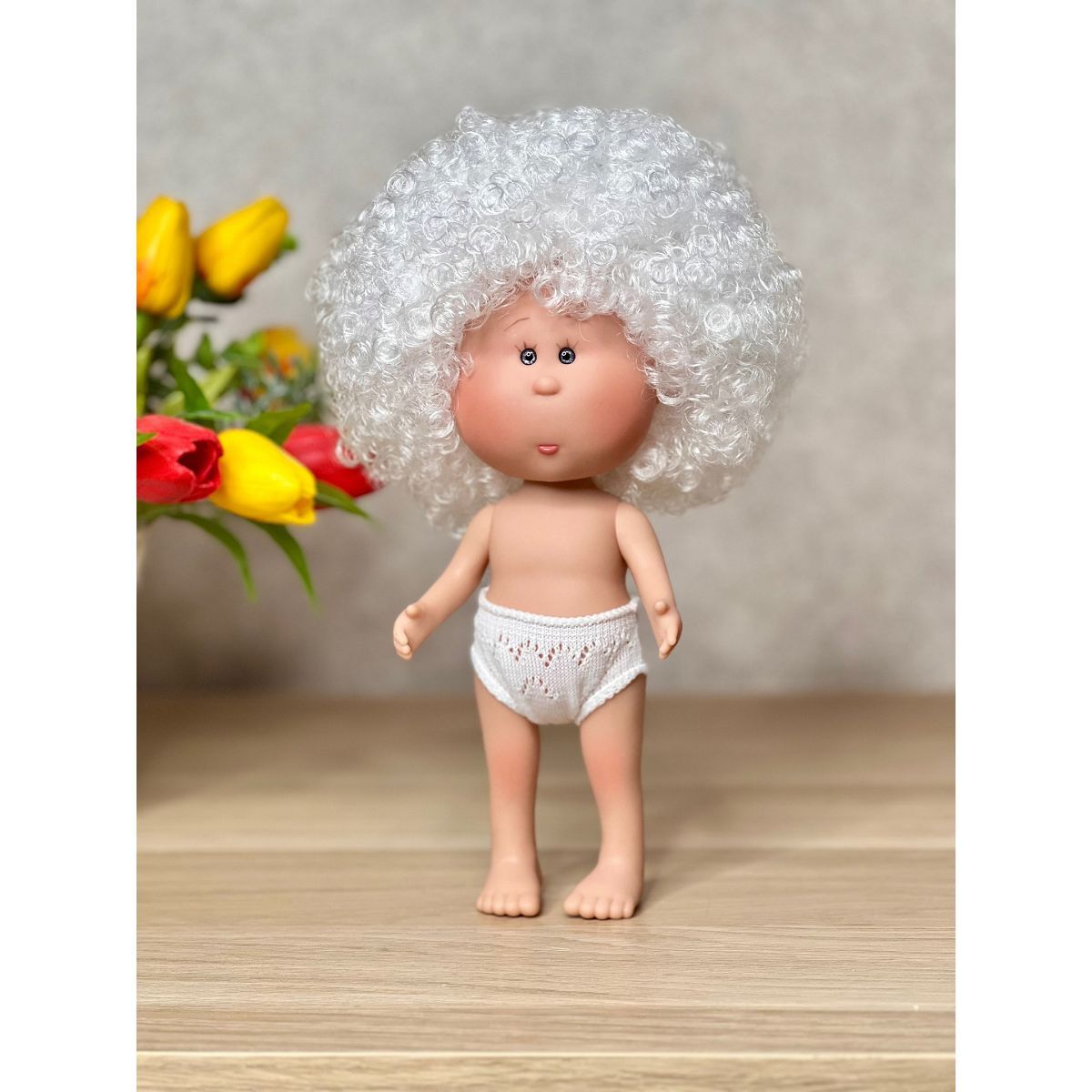 

Кукла Nines виниловая 23см Little Mia без одежды 3199W9