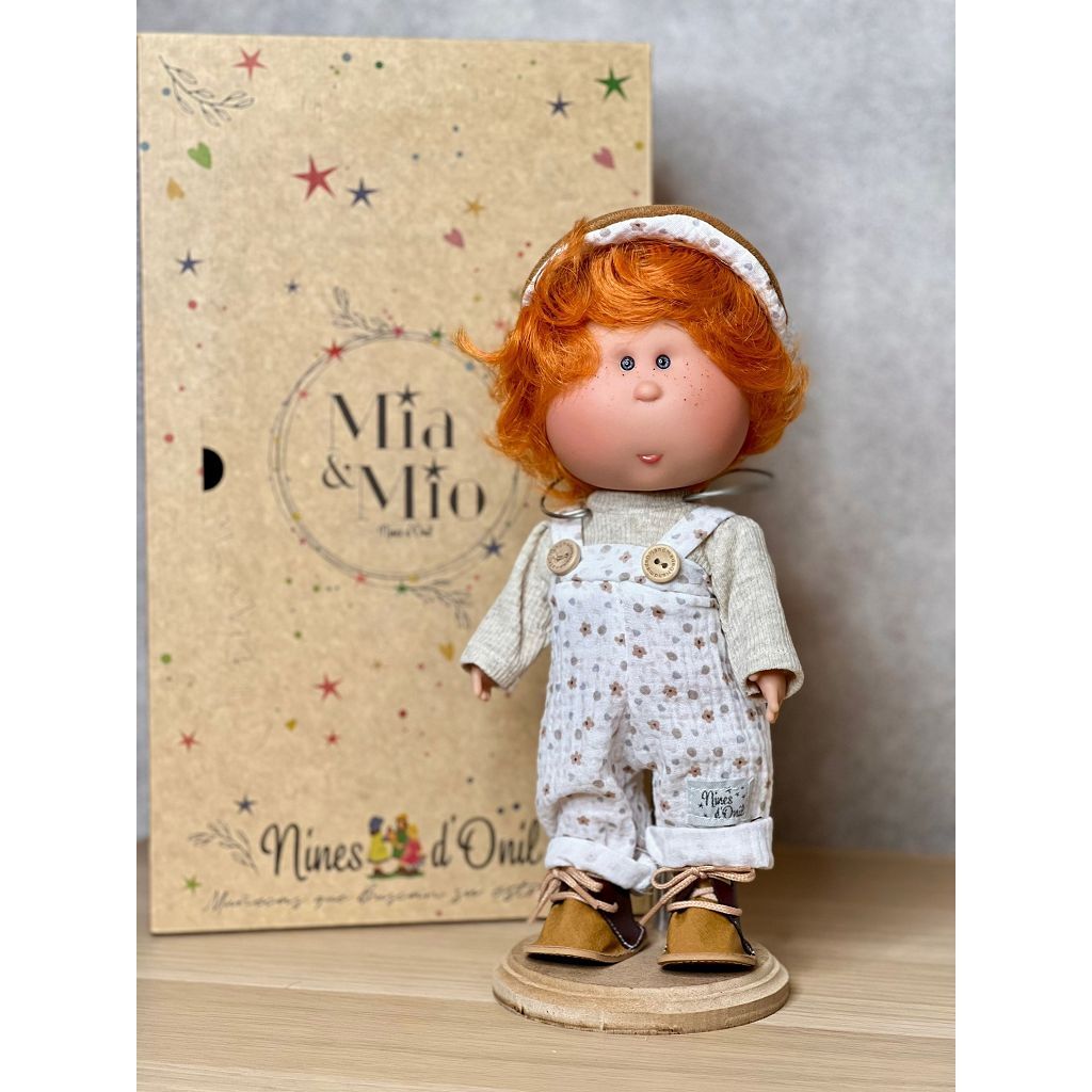 

Кукла Nines виниловая 30см MIO CASE 3401A1