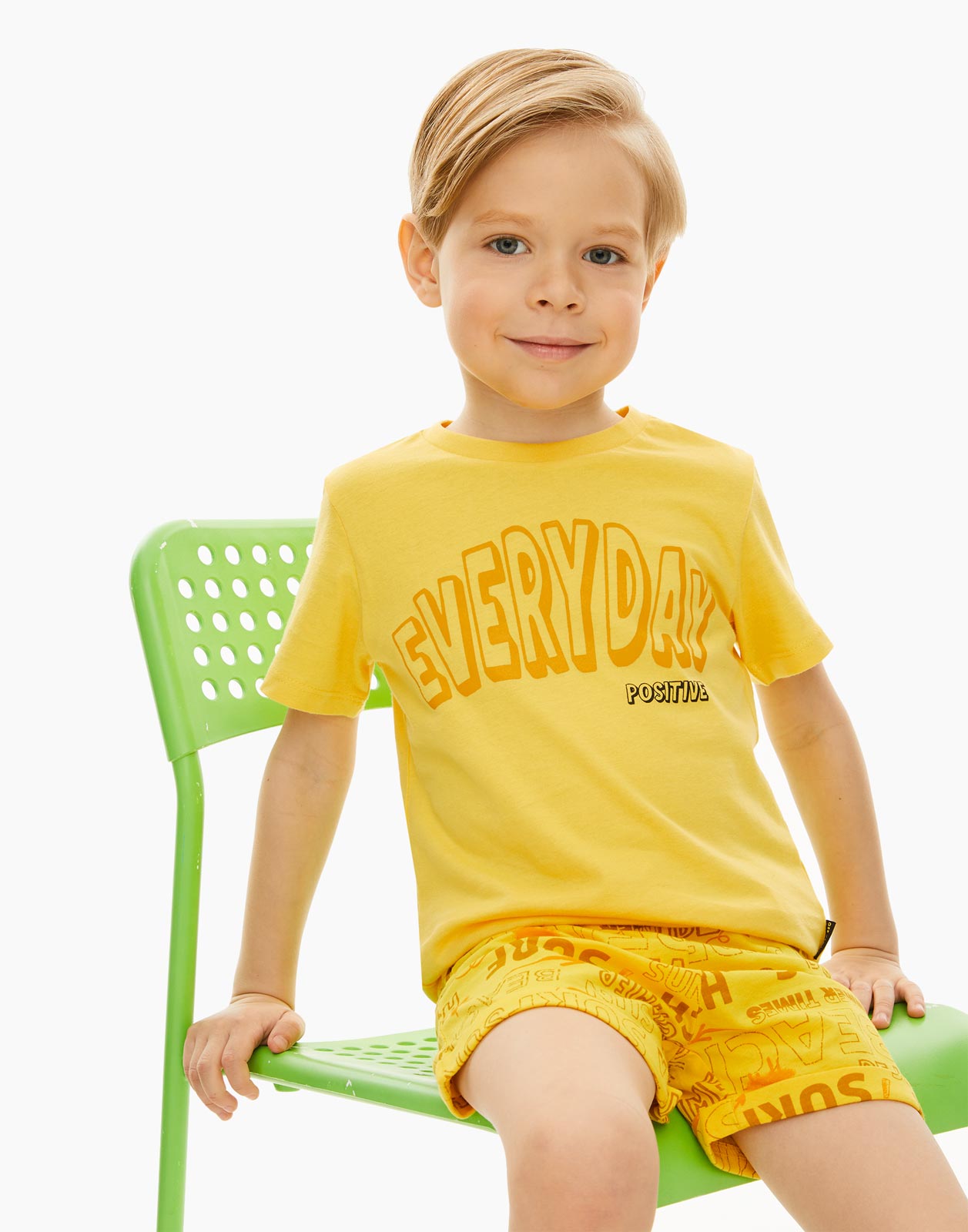 Жёлтая футболка с принтом Everyday для мальчика 2-3г/98