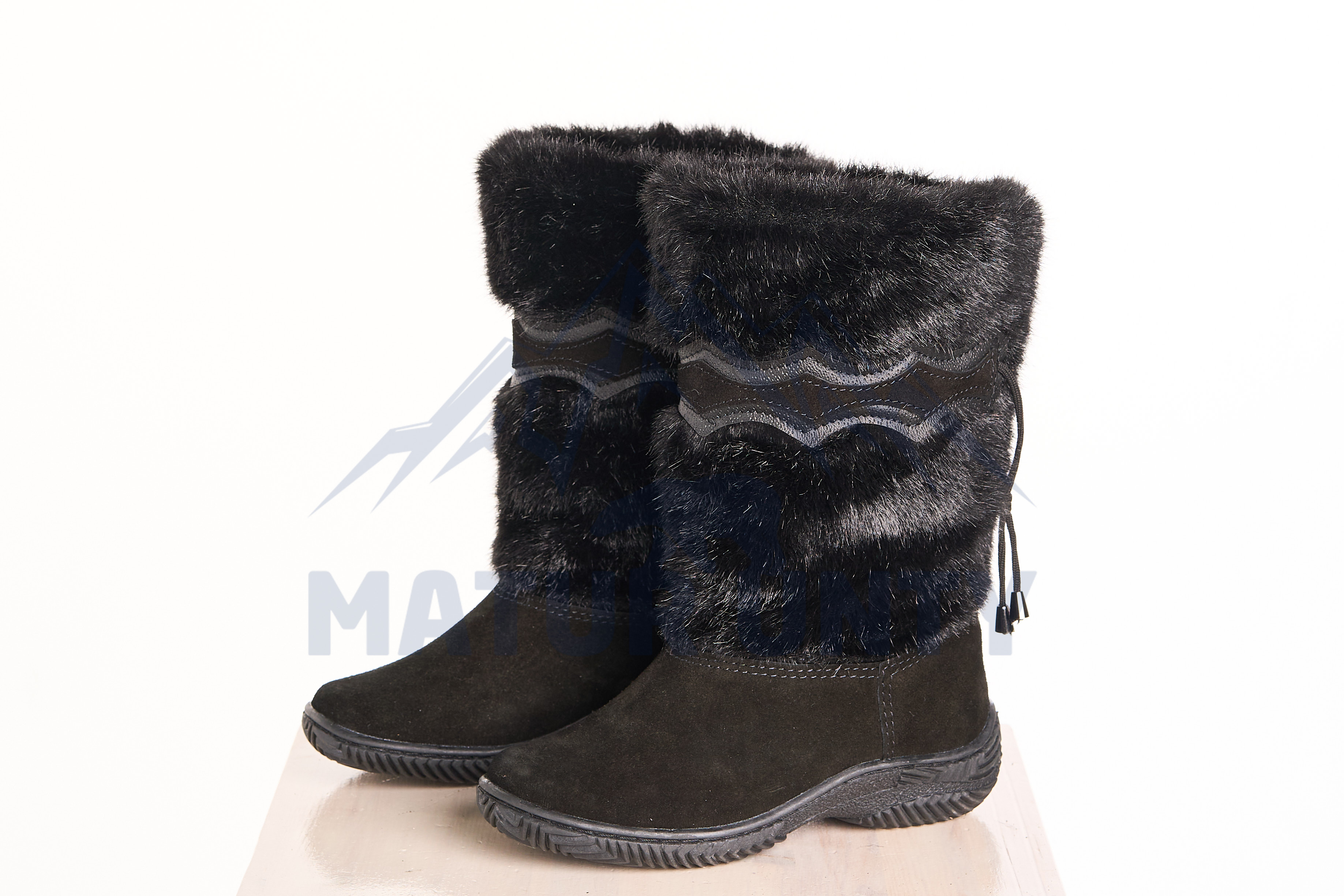 Унты женские Matur Unty Ж-09 черные 41 RU