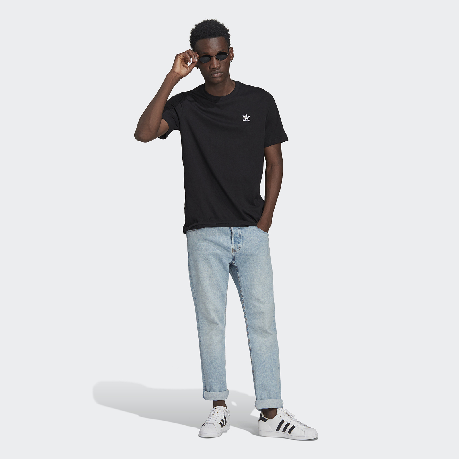 

Футболка мужская ESSENTIAL TEE Adidas черная S, ESSENTIAL TEE