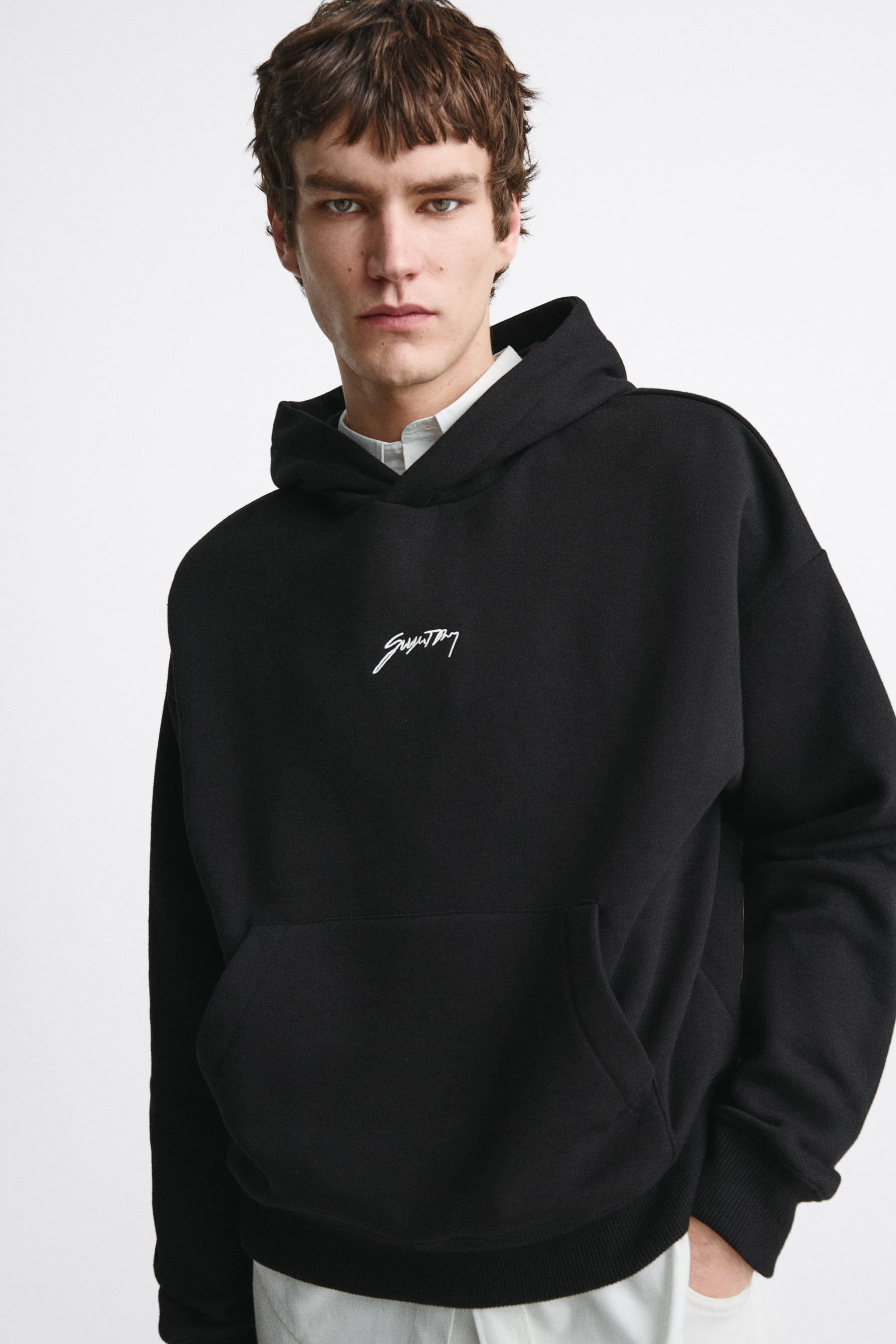 

Худи мужское ZARA 03854403 черное S (доставка из-за рубежа), Черный, 03854403