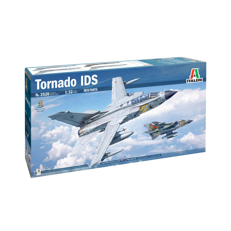 

Сборная модель Italeri 1/32 Истребитель Tornado IDS 2520