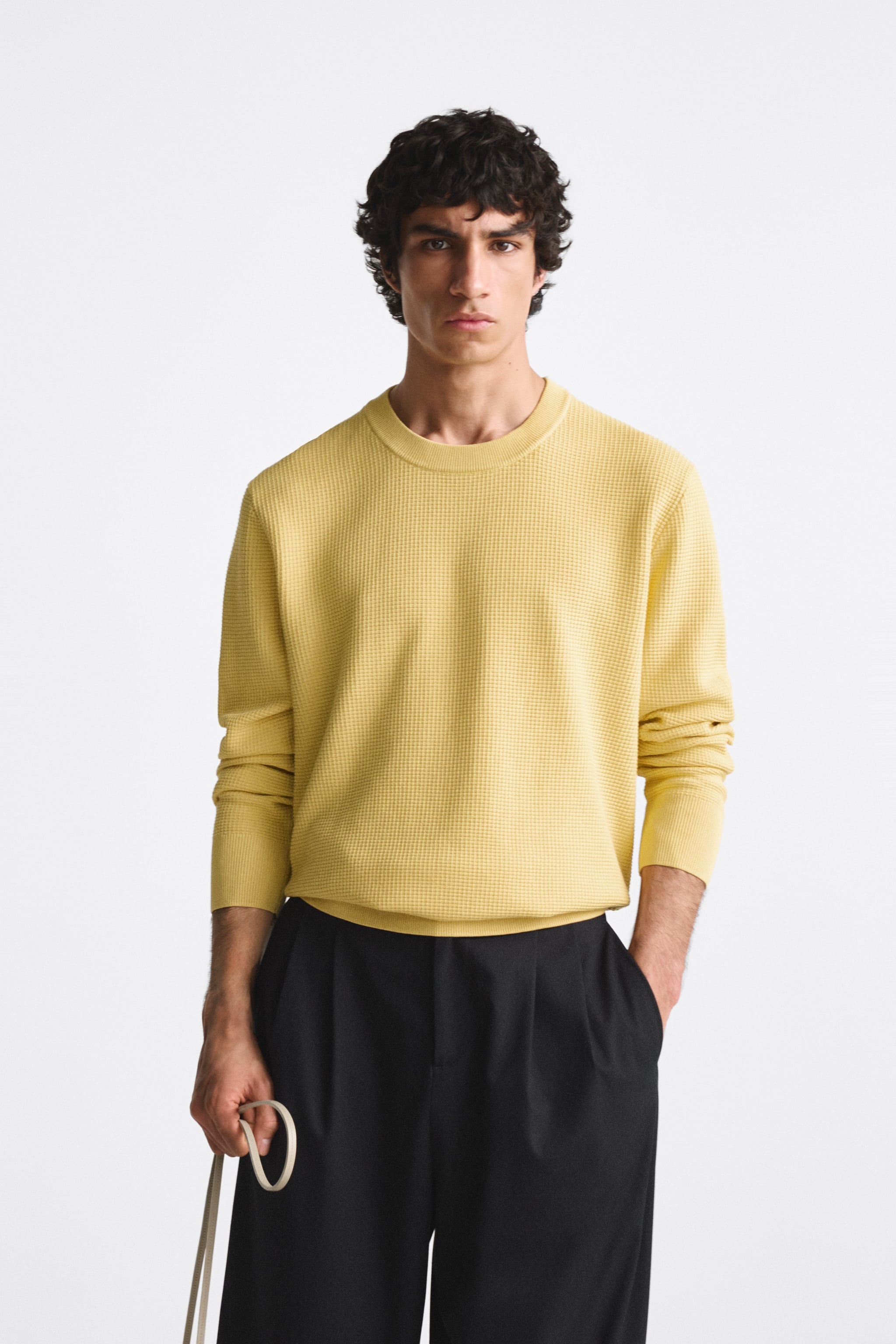 

Джемпер мужской ZARA 03332419 желтый M (доставка из-за рубежа), 03332419