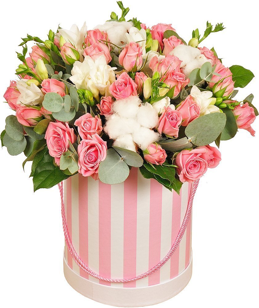 

Букет из роз и фрезии 13 шт Sfloristic "Прикосновение солнца", 30 см, в коробке