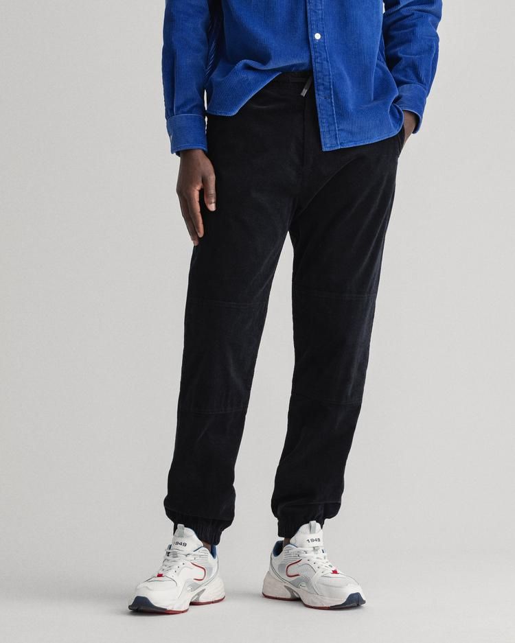 

Брюки мужские GANT 1500220 черные 33 EU, Черный, 1500220