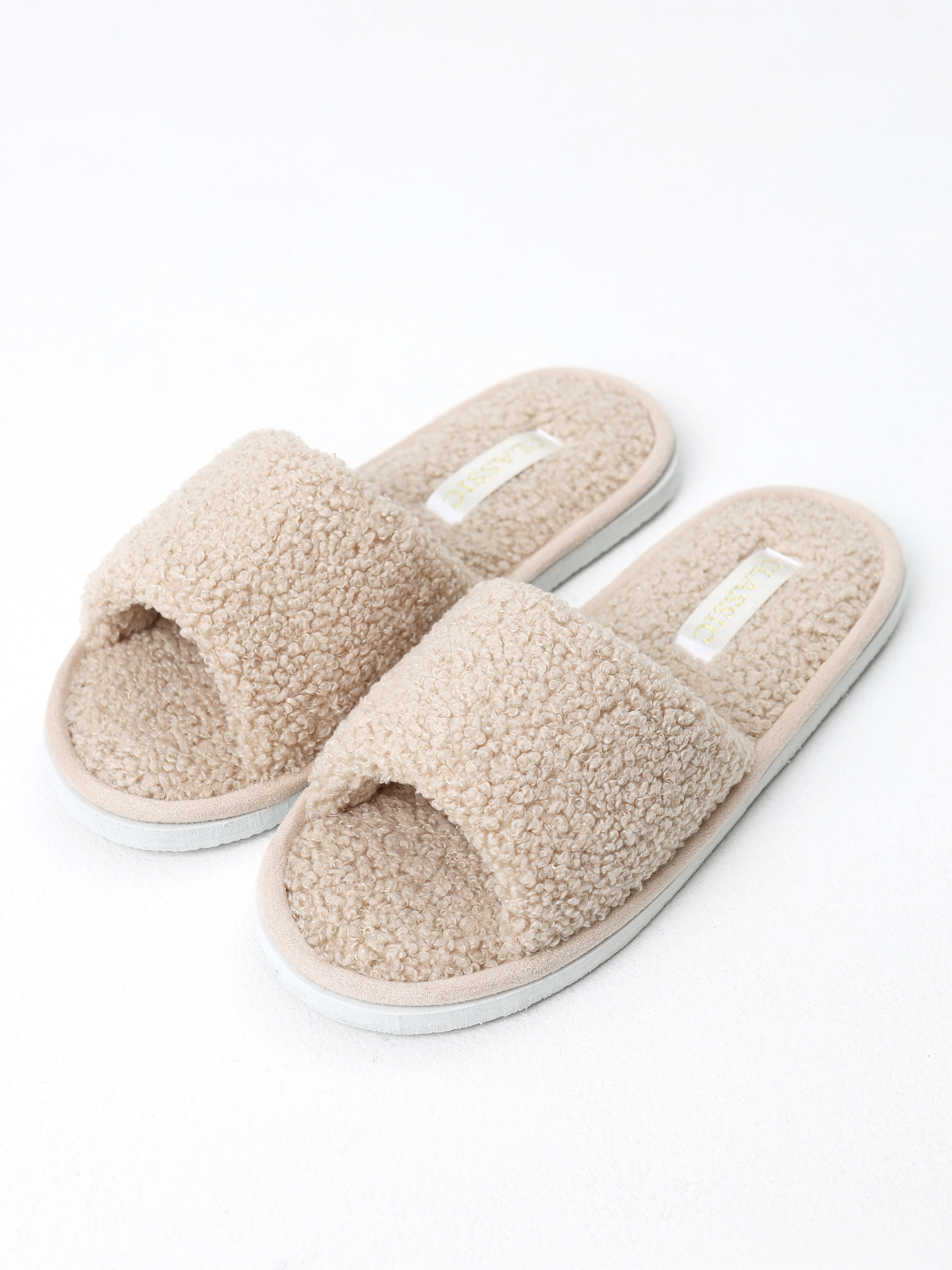 Тапочки женские ALBERY АС-2000 бежевые 40-41 RU 616₽