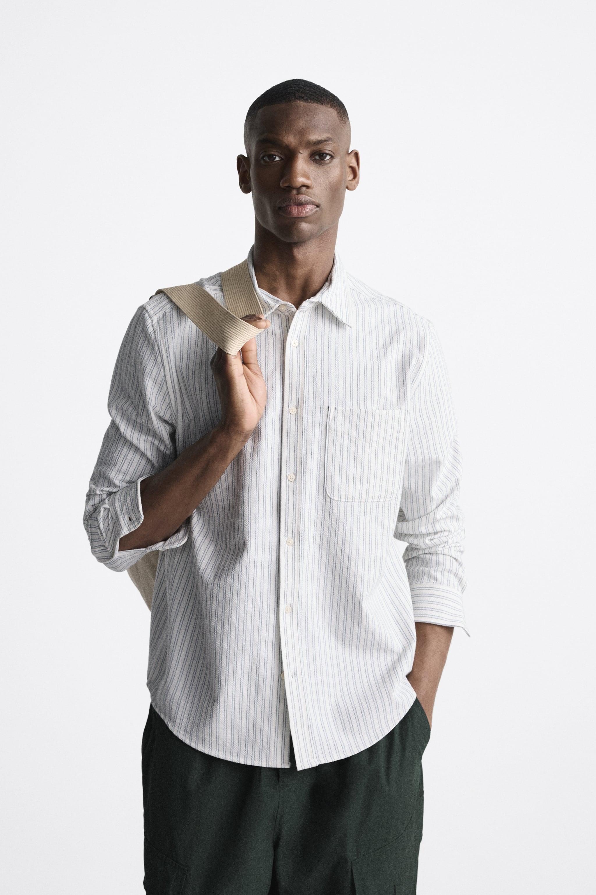 

Рубашка мужская ZARA 01063306 белая XL (доставка из-за рубежа), 01063306