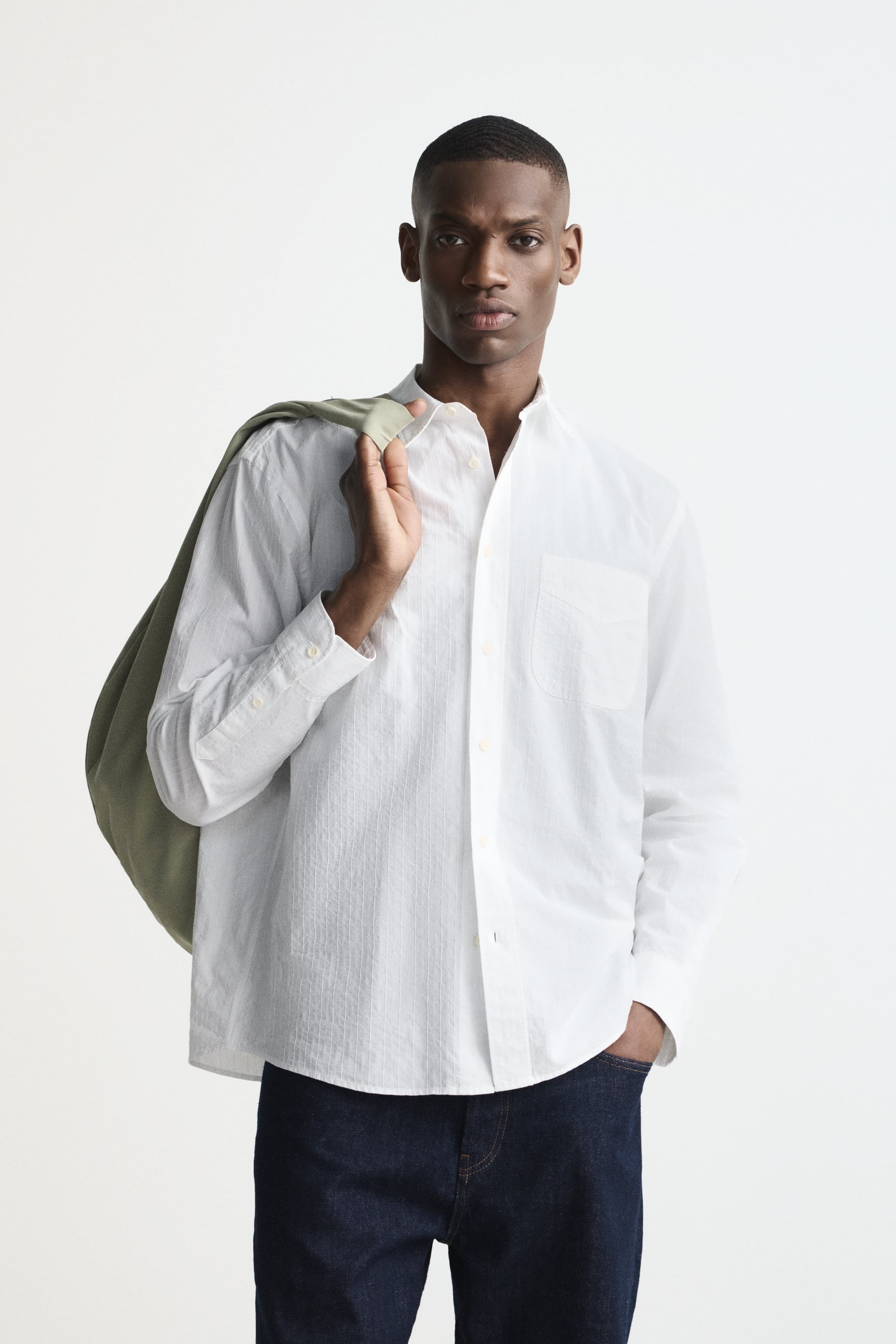 

Рубашка мужская ZARA 04342416 белая S (доставка из-за рубежа), Белый, 04342416