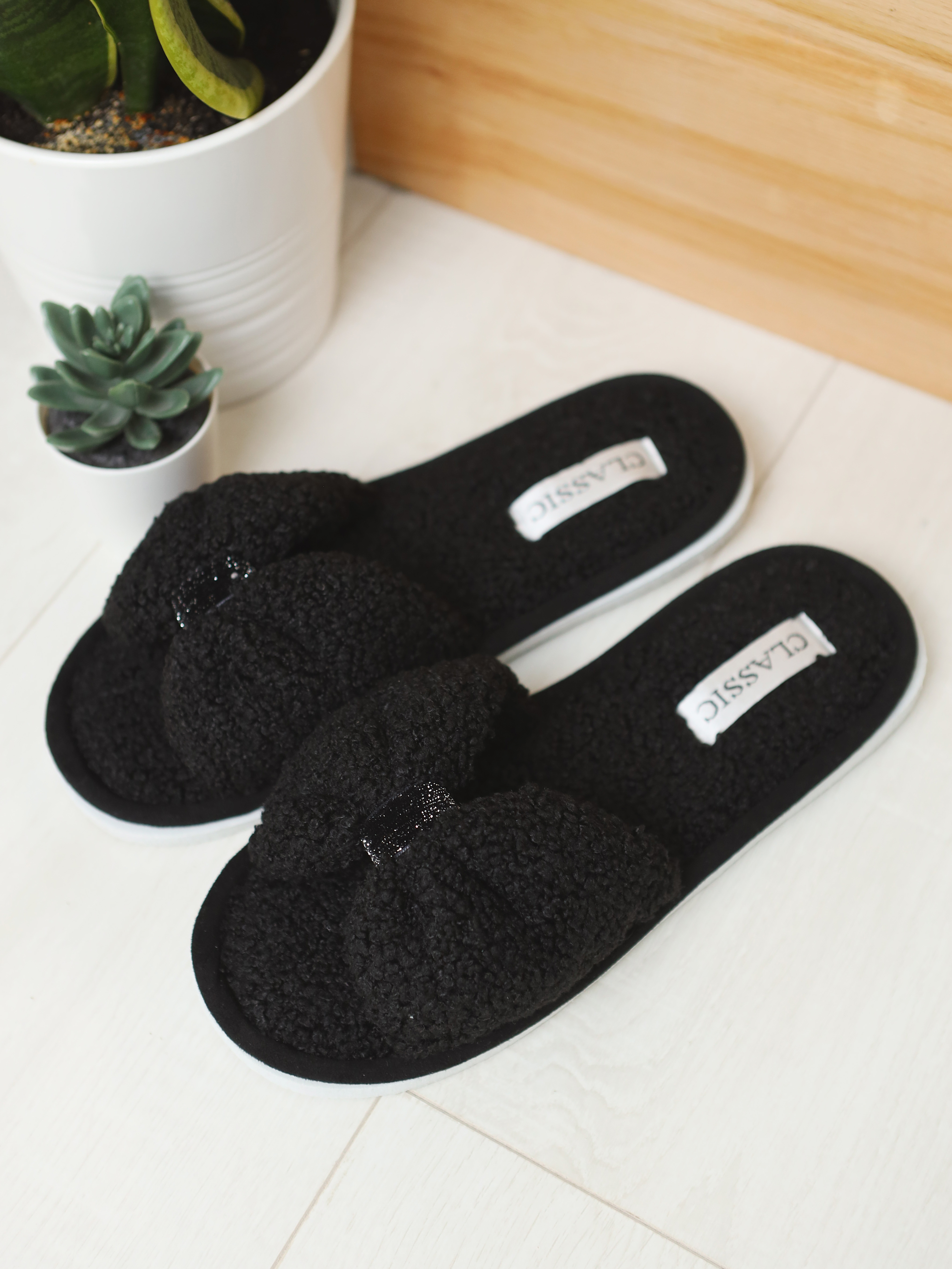 Тапочки женские ALBERY АС-1900 черные 36-37 RU 616₽