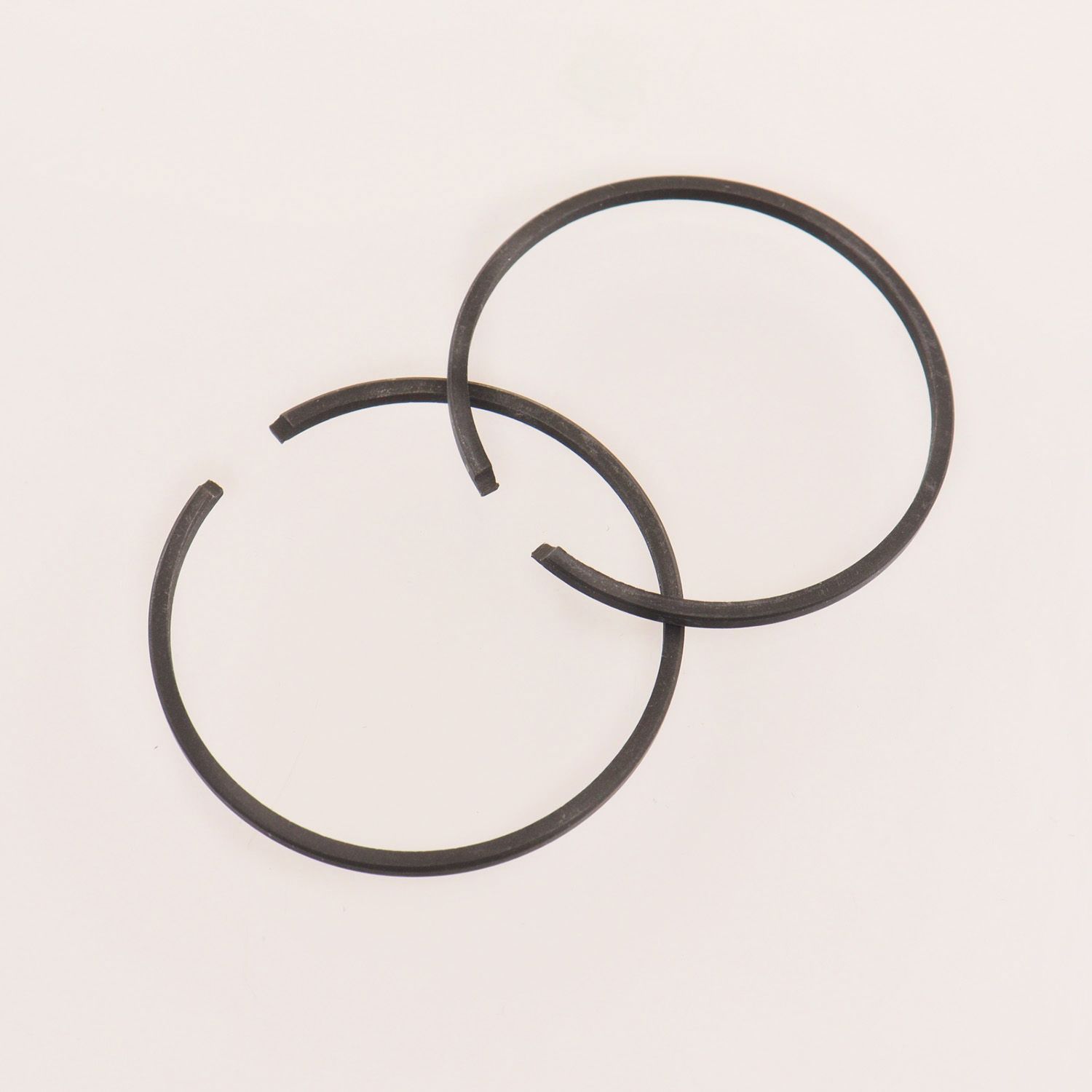 

Кольца мотокосы 52cc (D-44) 1E44F MITSUBISHI TL52 MANLE, K-5147