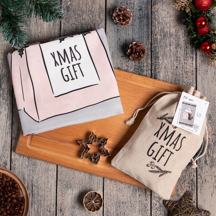 

Набор в мешочке Этель Xmas gift: полотенце 40х73 , формочки для запекания - 3 шт.