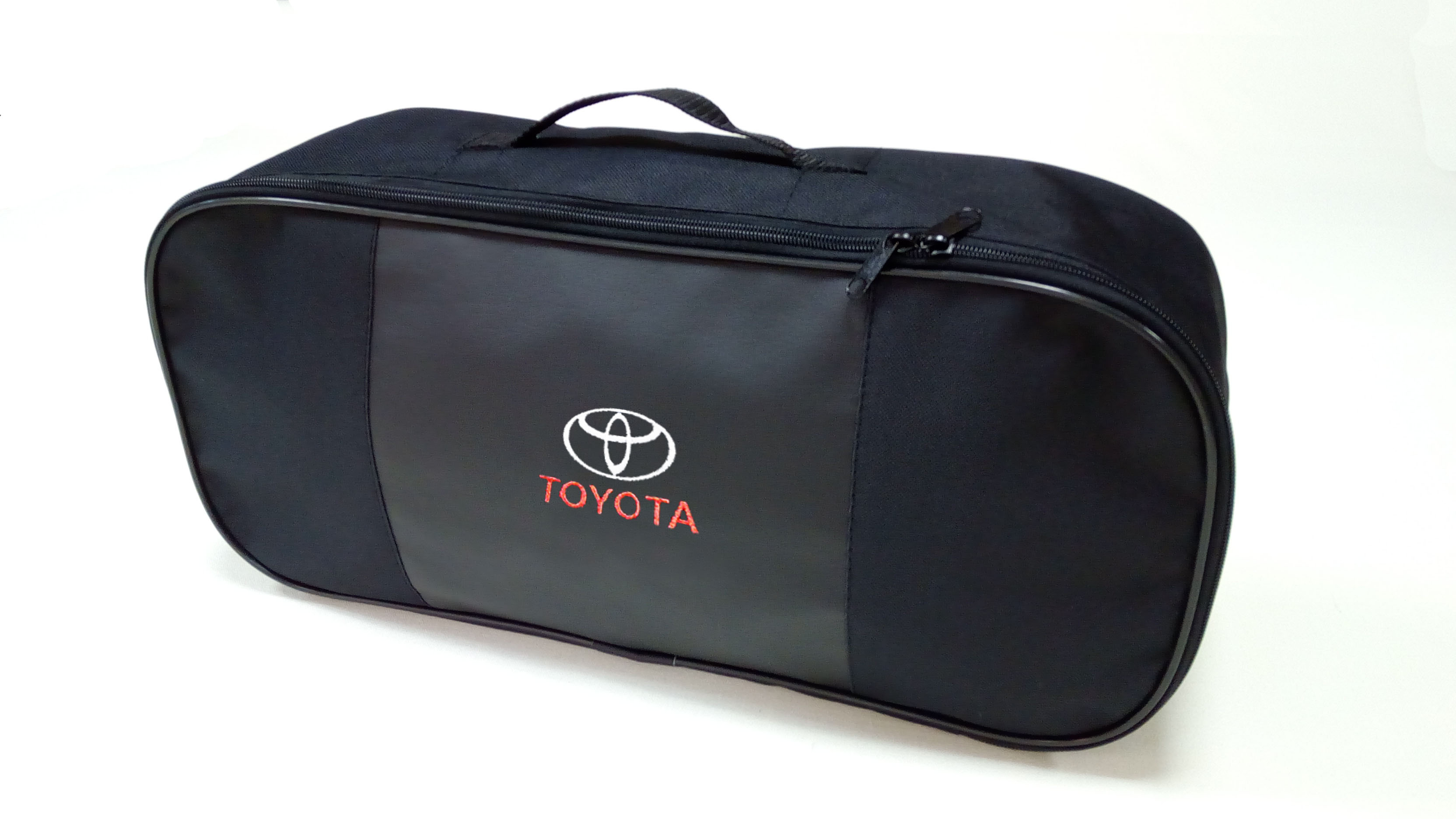 

Набор аварийный с логотипом TOYOTA, LD67363