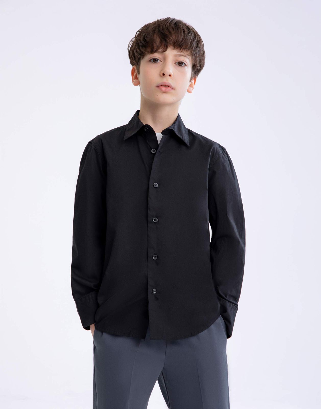 

Рубашка для мальчика Gloria Jeans BSU000372 черный 9-10л/140, BSU000372