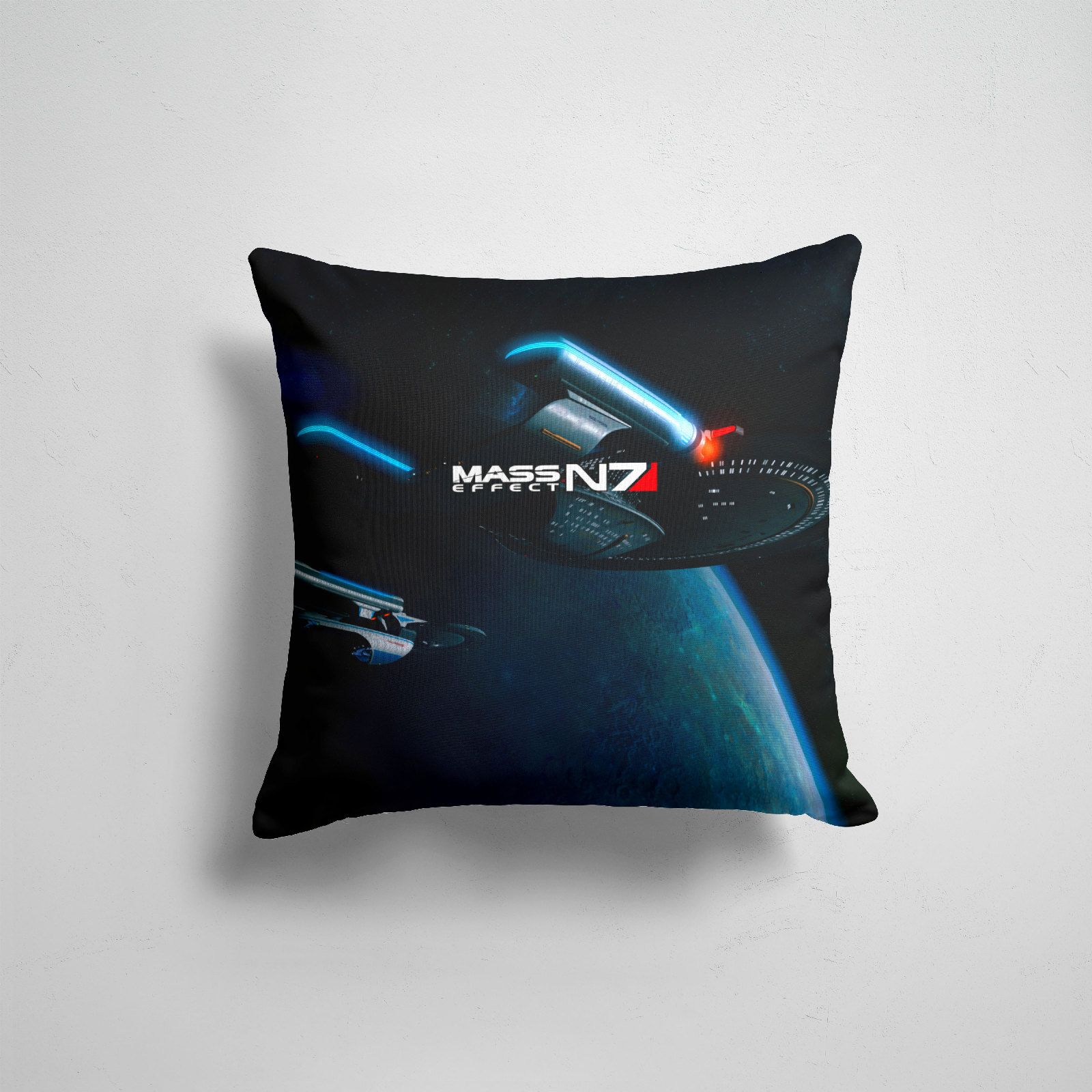 

Подушка декоративная 45х45см Геймерам Mass Effect MASS EFFECT N7, Разноцветный