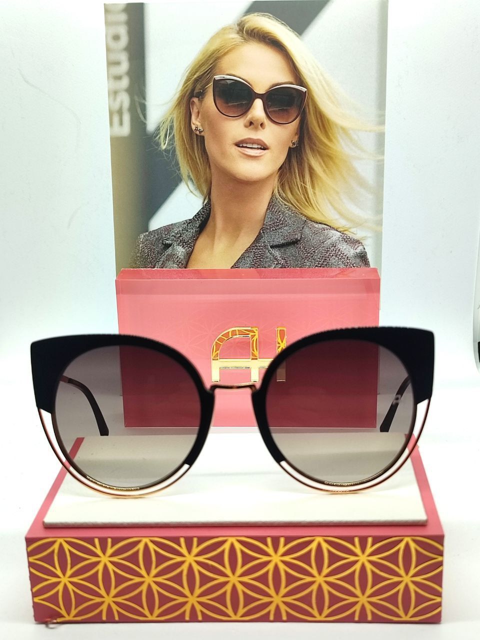 Солнцезащитные очки женские Hickmann 3180 серые