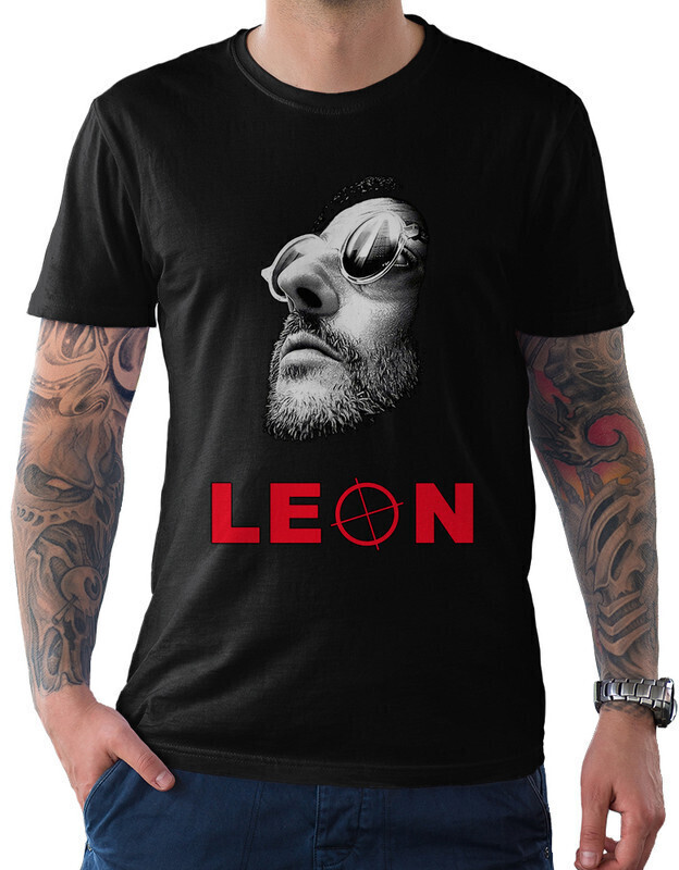 M leon. Черная футболка Leon.