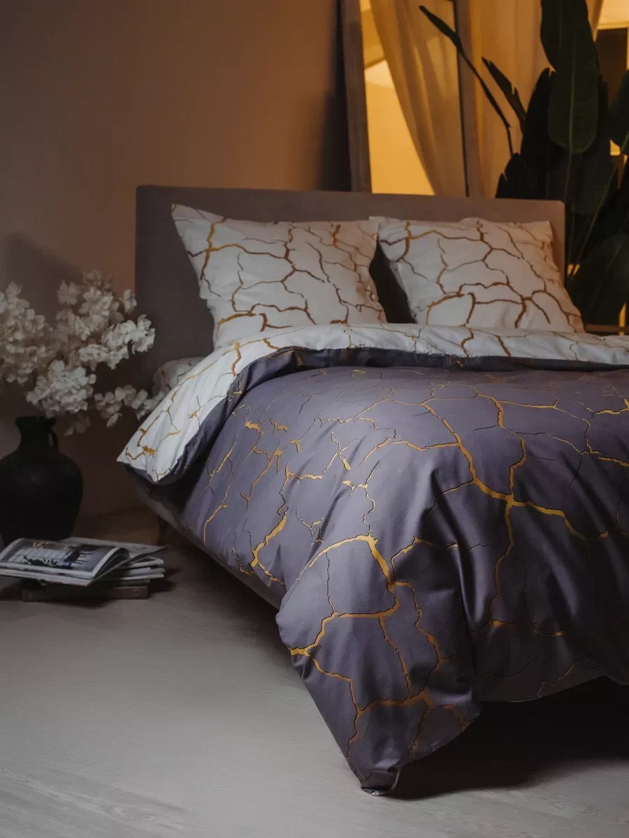 Постельное белье 2 спальное LOVEBERRY из перкаля простыня на резинке 160х200 Кракле 3001₽