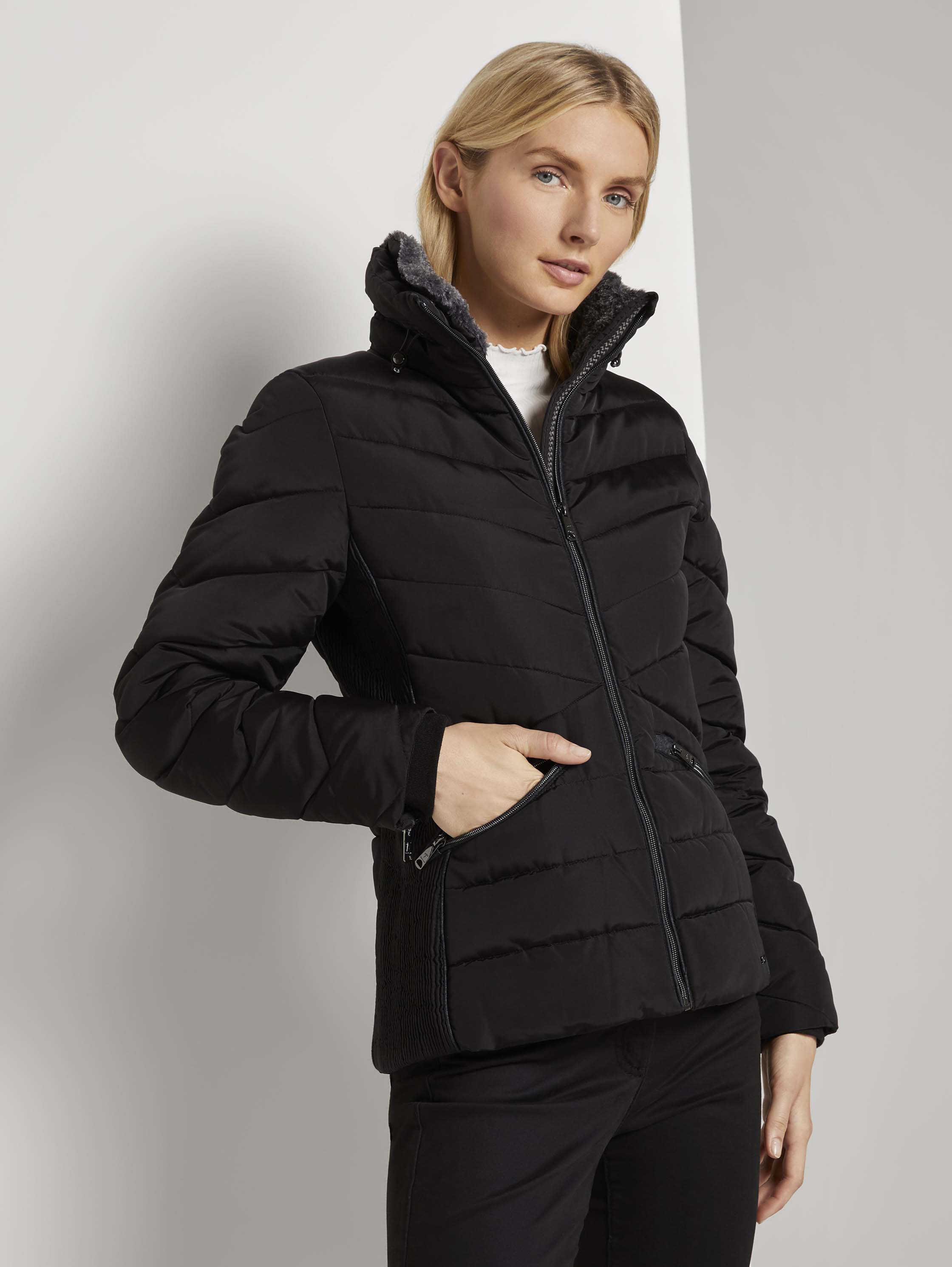 

Куртка женская TOM TAILOR 1020603 серая XL