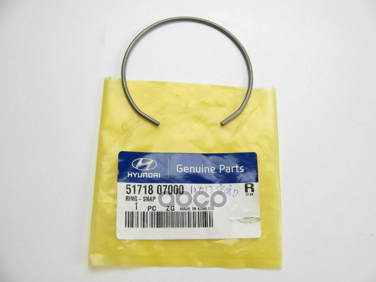 

HYUNDAI-KIA 51718-07000 Стопорное кольцо кпп 51718-07000 1шт