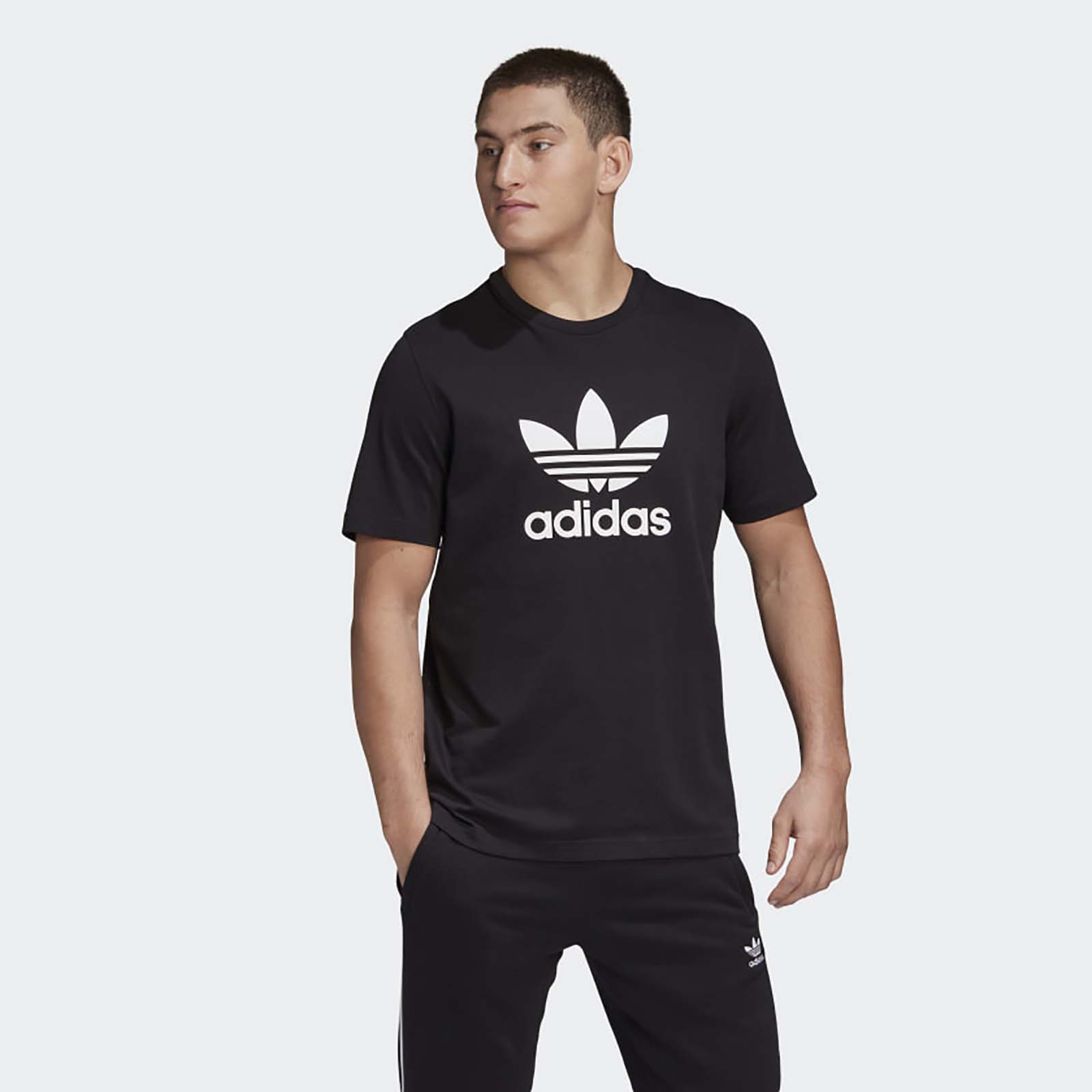 

Футболка мужская TREFOIL TSHIRT Adidas черная S, TREFOIL TSHIRT