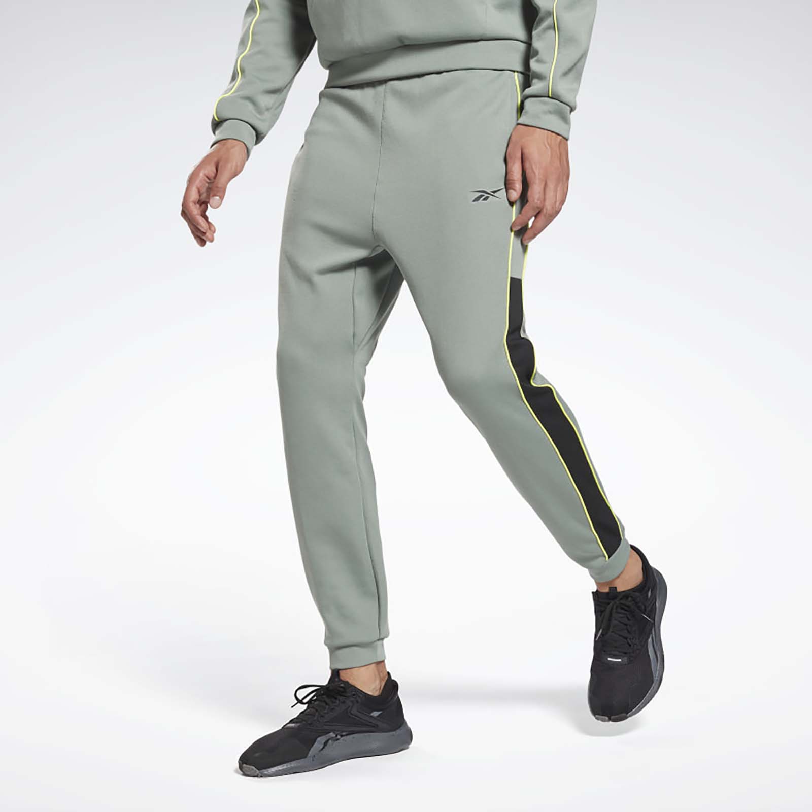 

Спортивные брюки мужские Adidas WOR DBLKNT PANT зеленые 2XL, WOR DBLKNT PANT