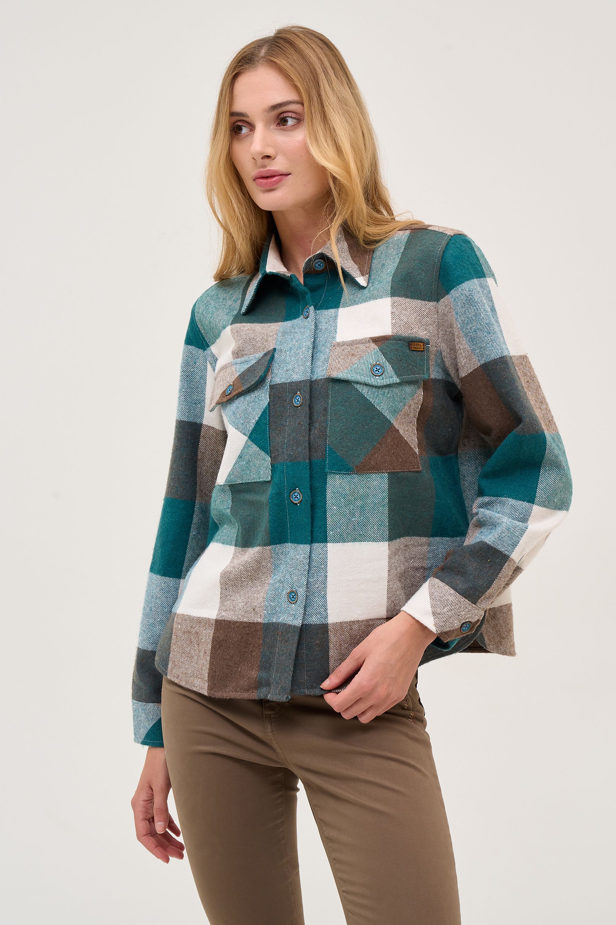 

Рубашка женская U.S. POLO Assn. G082SZ0040SAGARA разноцветная 34, Разноцветный, G082SZ0040SAGARA