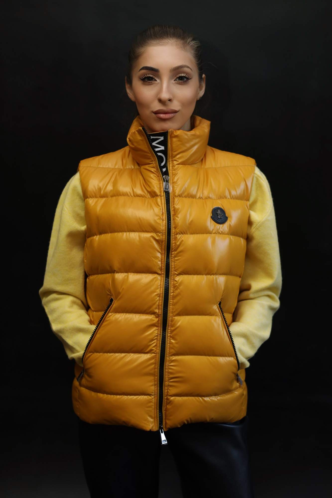 Утепленный жилет женский Moncler LUX желтый XL