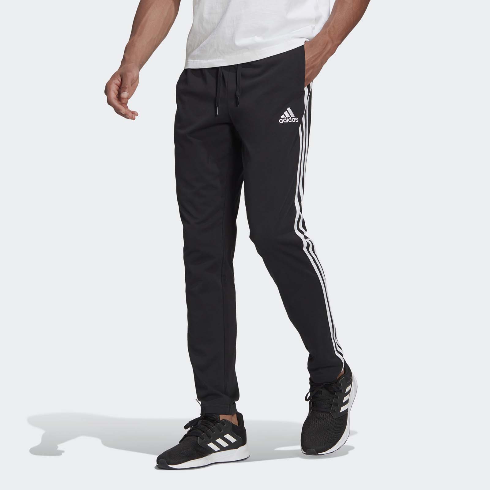 

Спортивные брюки мужские Adidas M 3s Sj To Pt GK8995 черные L, Черный, M 3s Sj To Pt