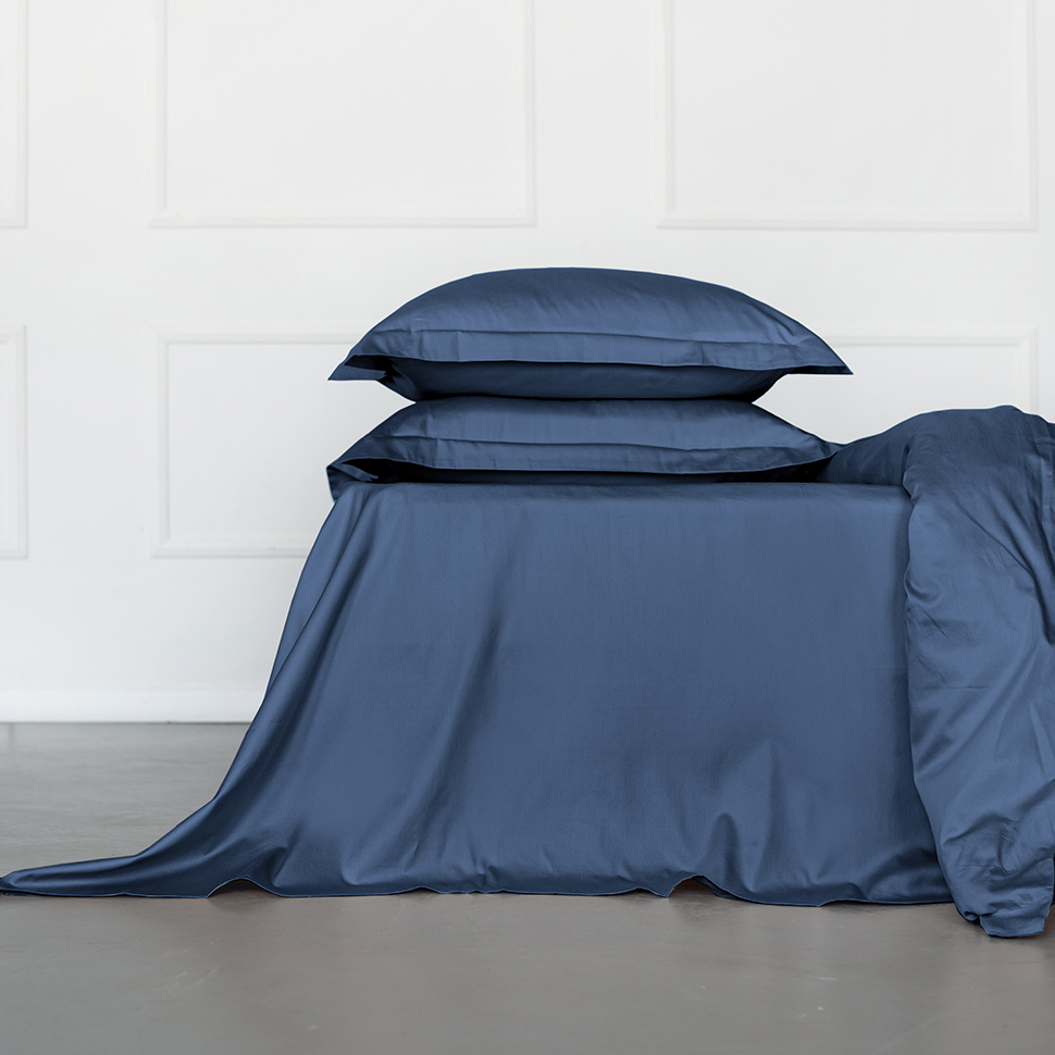 

Простыня BELLEHOME Стефания Indigo 250х245 сатин