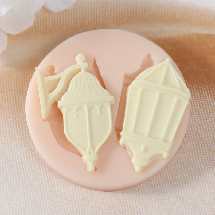 

Молд силикон "Фонари" 4,6х2,8х0,3 4,6х2,4х0,3 см, Розовый