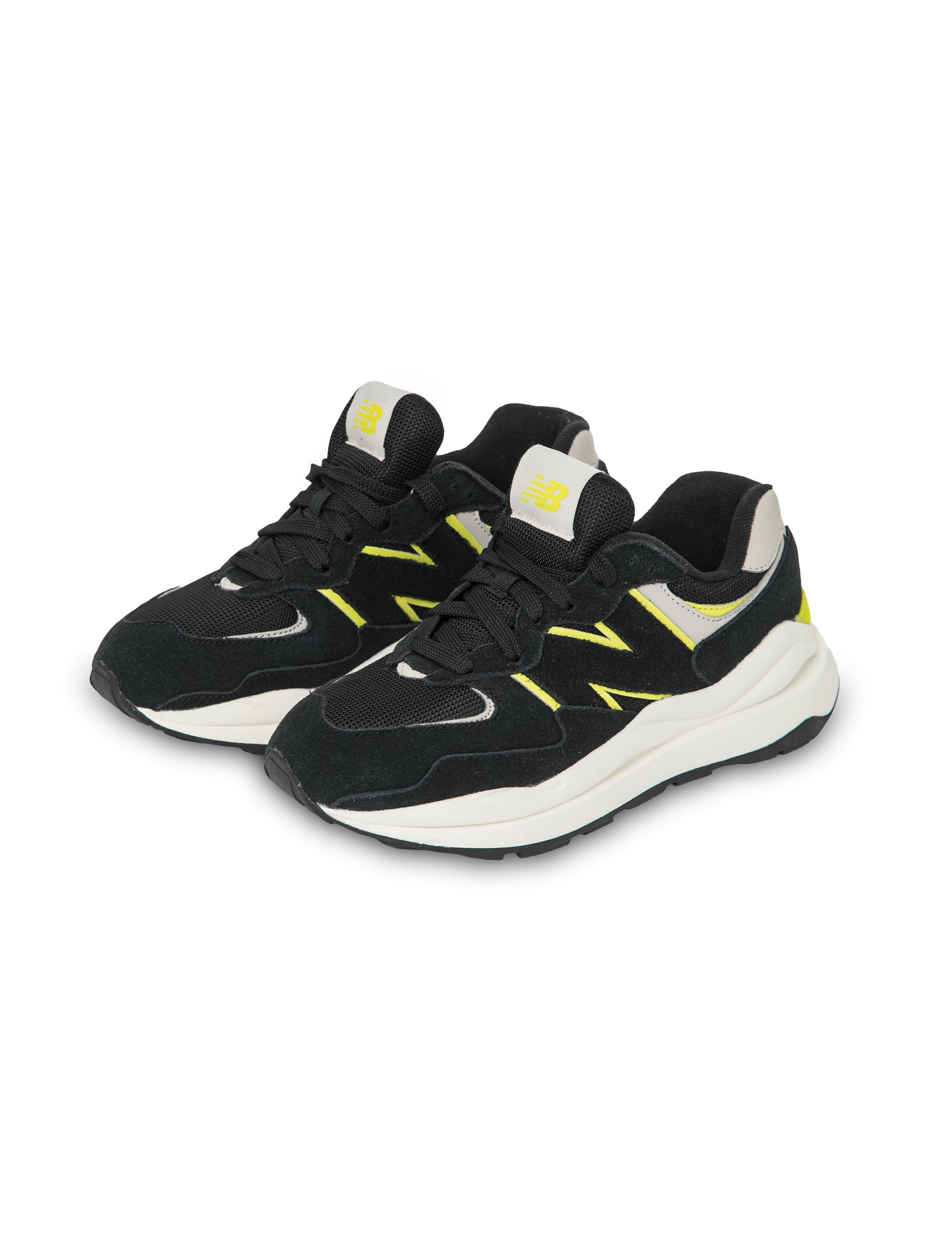 

Кроссовки женские New Balance W5740HL1/B черные 36, W5740HL1/B