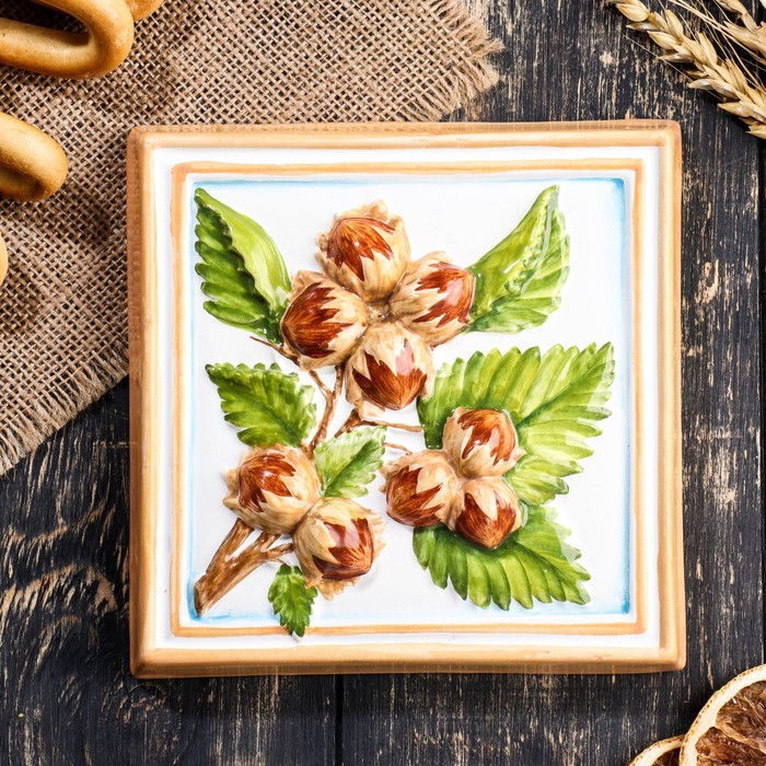 

Изразец "Орехи-декор", ярославская майолика, 15х15 см, Ярославская майолика