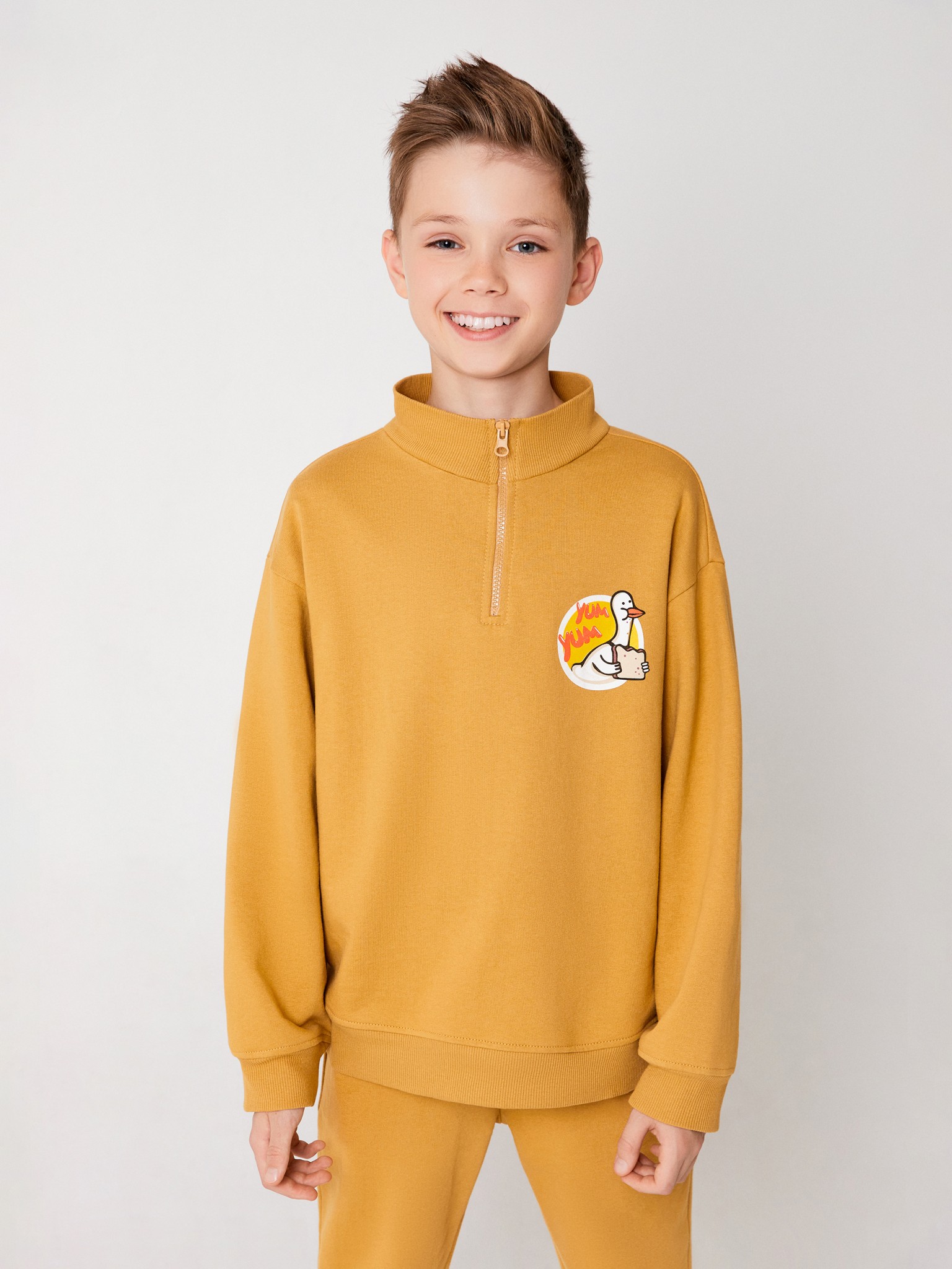 

Свитшот ACOOLA 20100170002, охра, 128, для мальчиков, Желтый, 20100170002