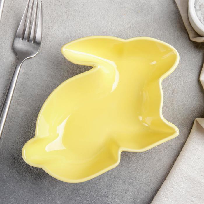 фото Блюдо глубокое «милашки. зайка», 17,5×12,6×4 см, цвет жёлтый доляна