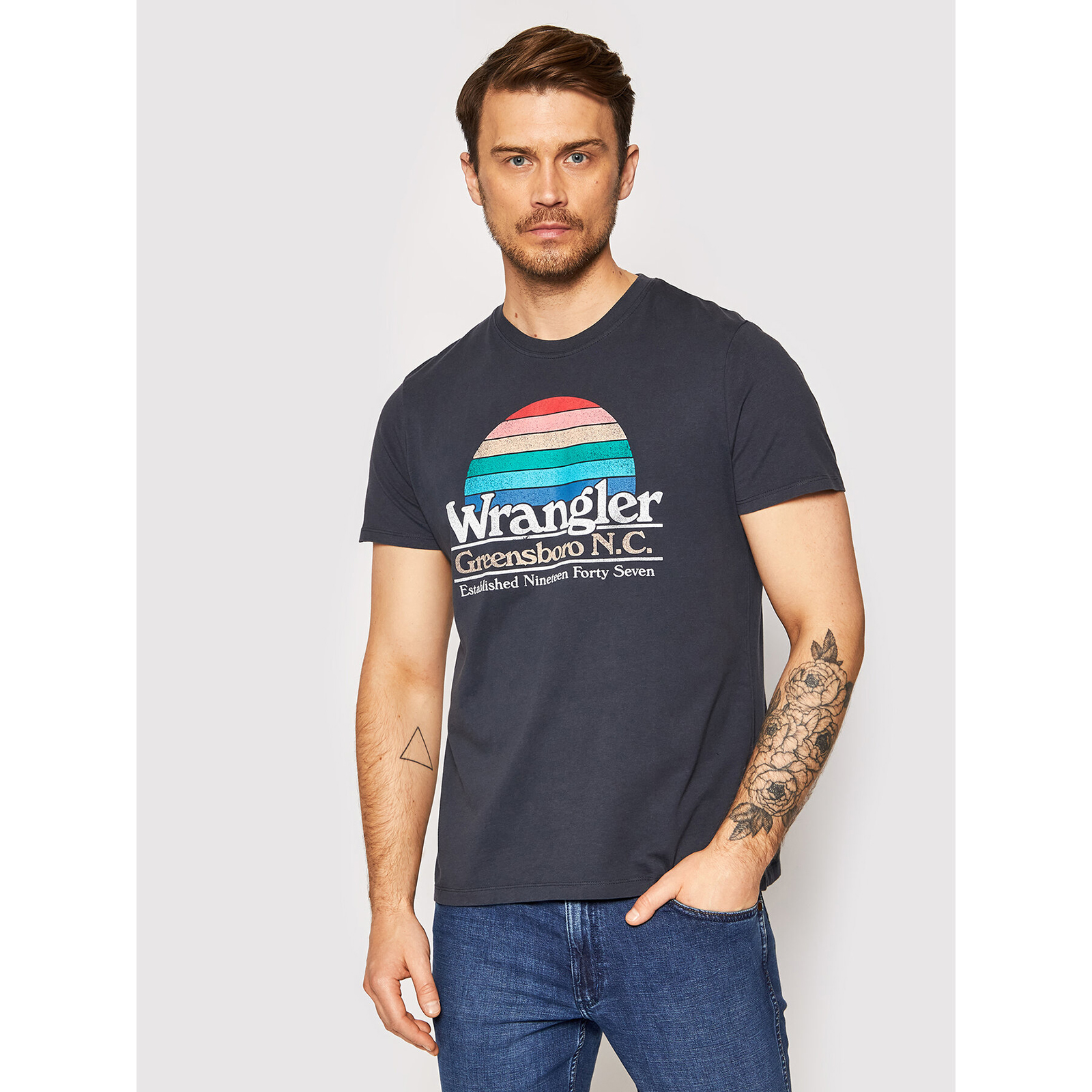 фото Футболка мужская wrangler w7aid3xae серая xxl